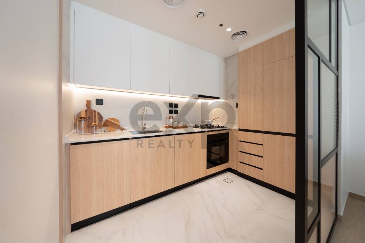 Apartment for sale in Dubai, Jumeirah Village Circle (JVC), Dubai, 980 ft²