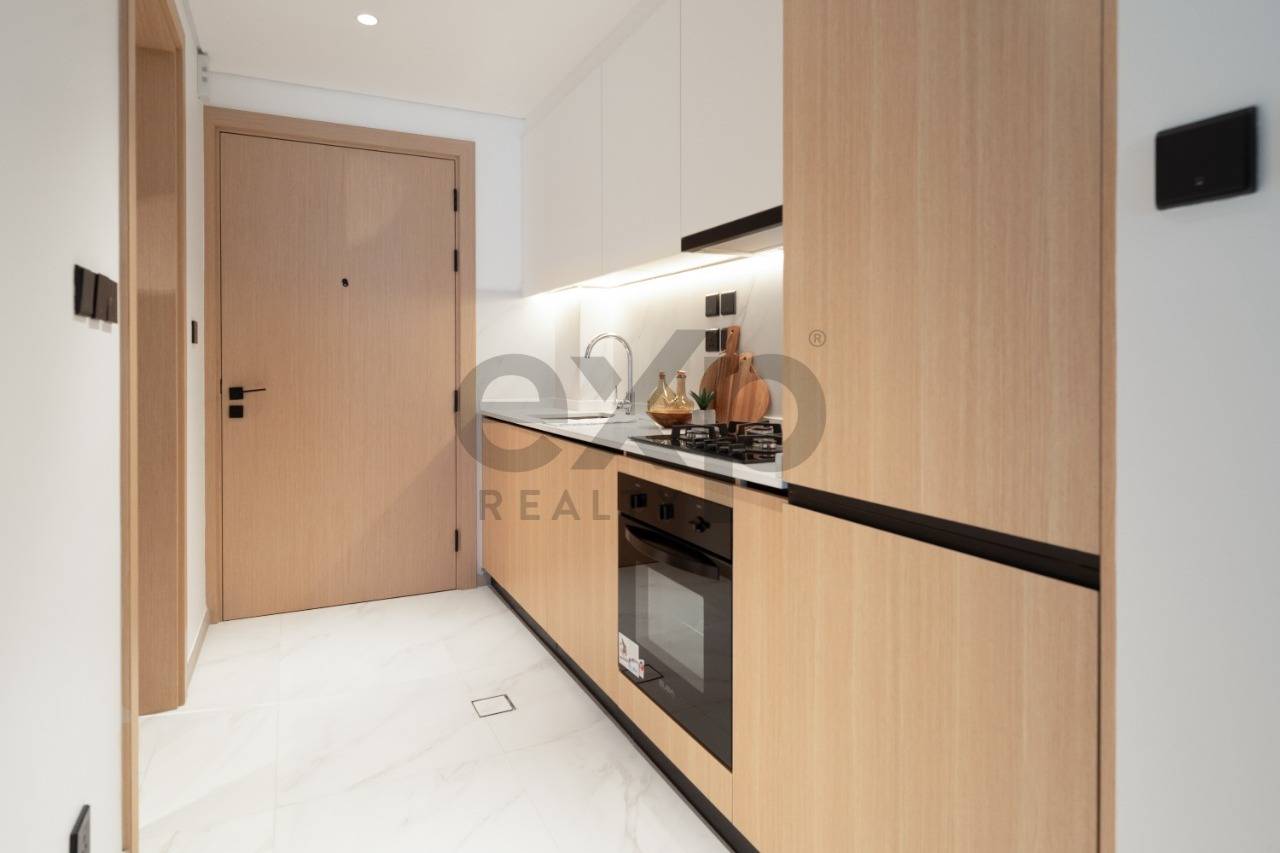 Apartment for sale in Dubai, Jumeirah Village Circle (JVC), Dubai, 452 ft²