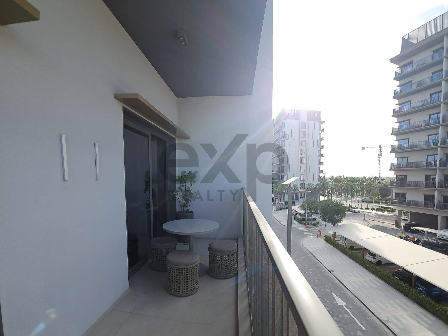 Apartment for rent in Dubai, Meydan City, Dubai, 834 ft²