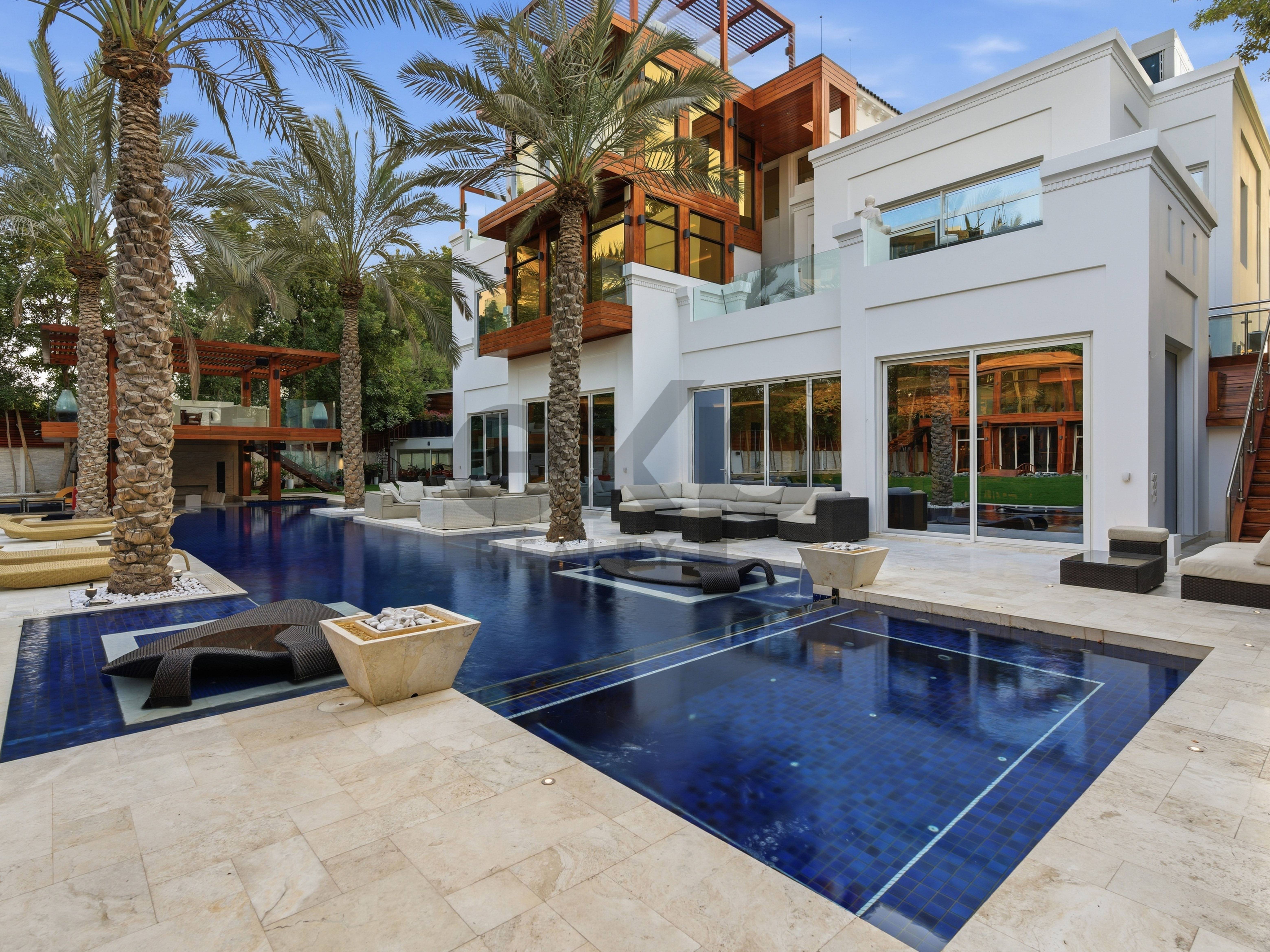 Luxury | Corner Mansion | Fully Furnished