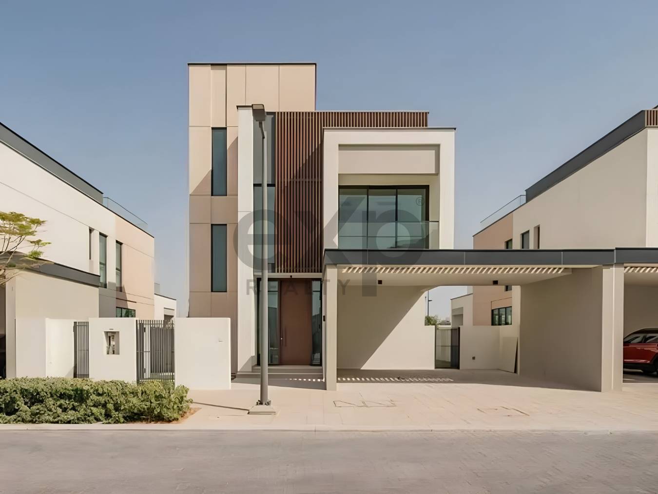 Single row | Vacant Now | Landscaped
