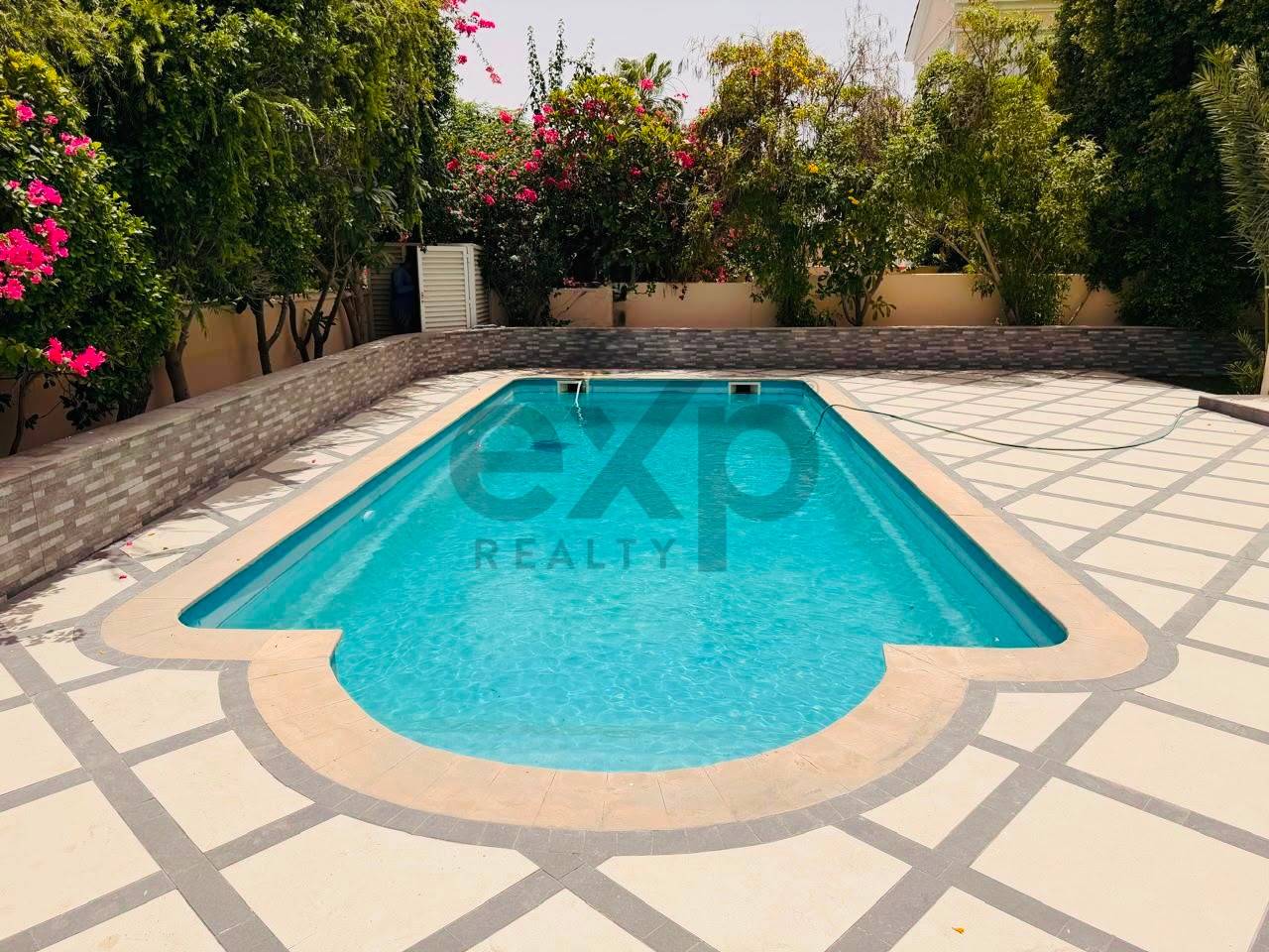 Villa for rent in Dubai, The Villa, Dubai, 7114 ft²