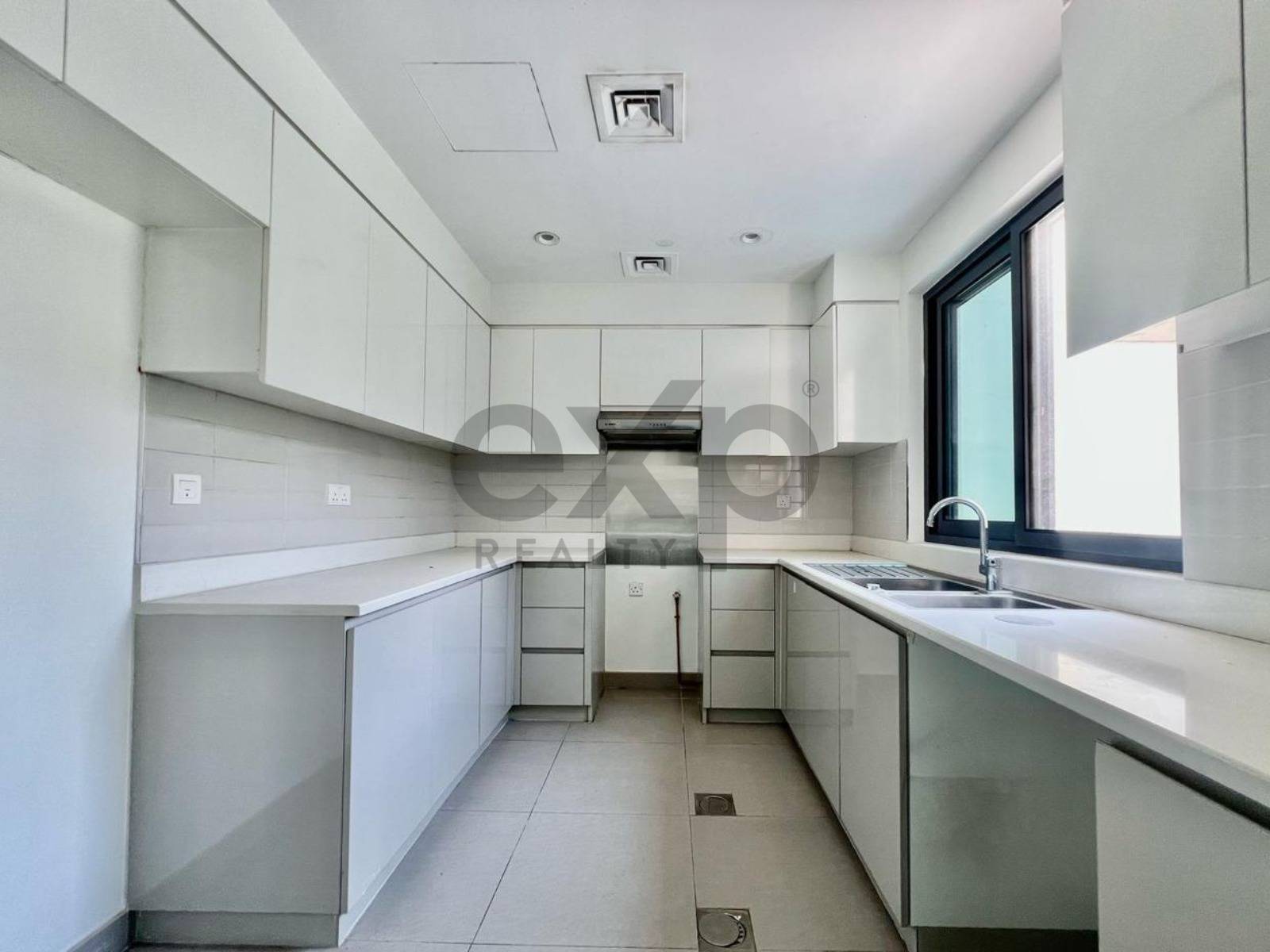 Townhouse for rent in Dubai, Dubai Hills Estate, Dubai, 2089 ft²