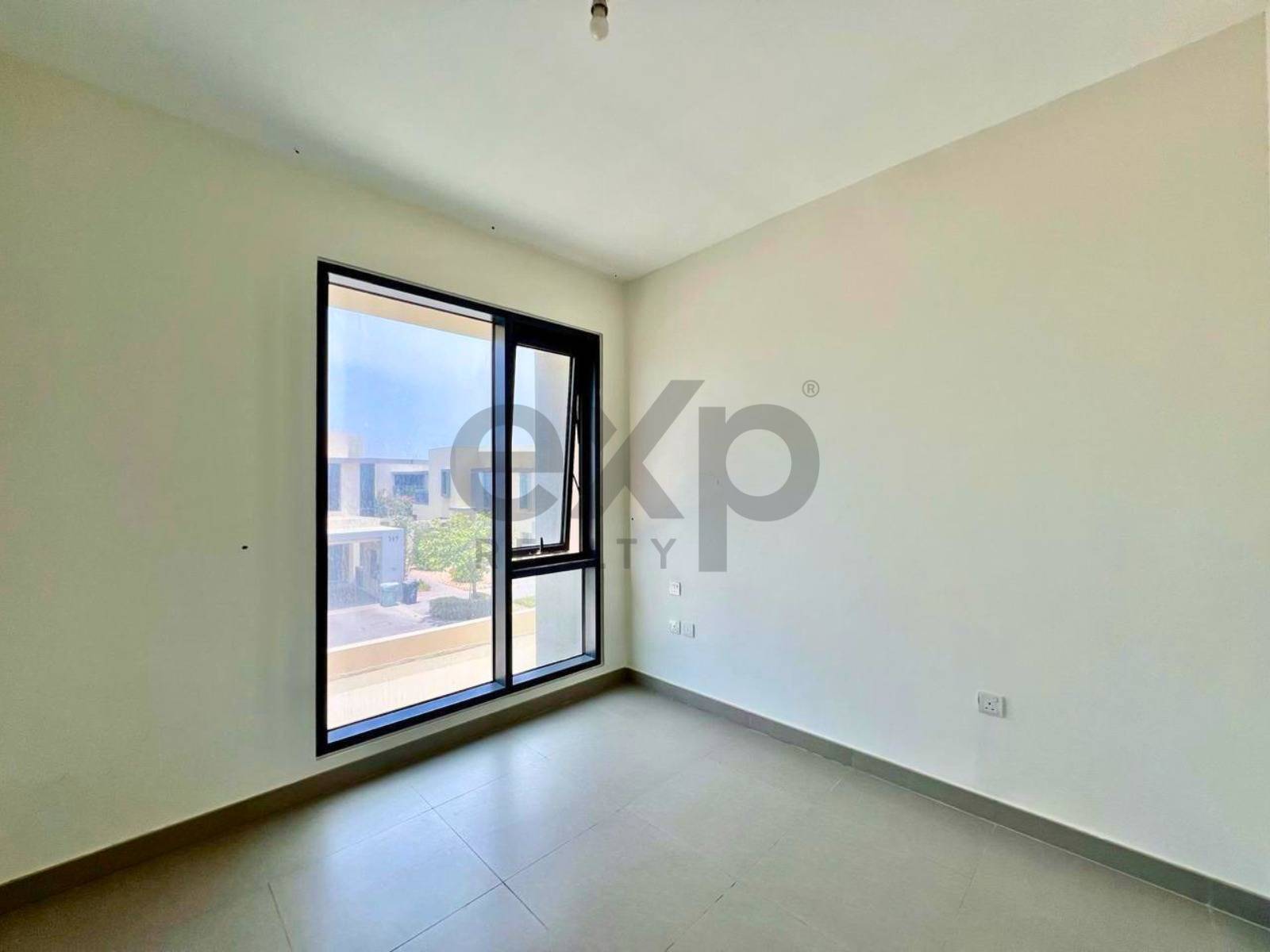 Townhouse for rent in Dubai, Dubai Hills Estate, Dubai, 2089 ft²
