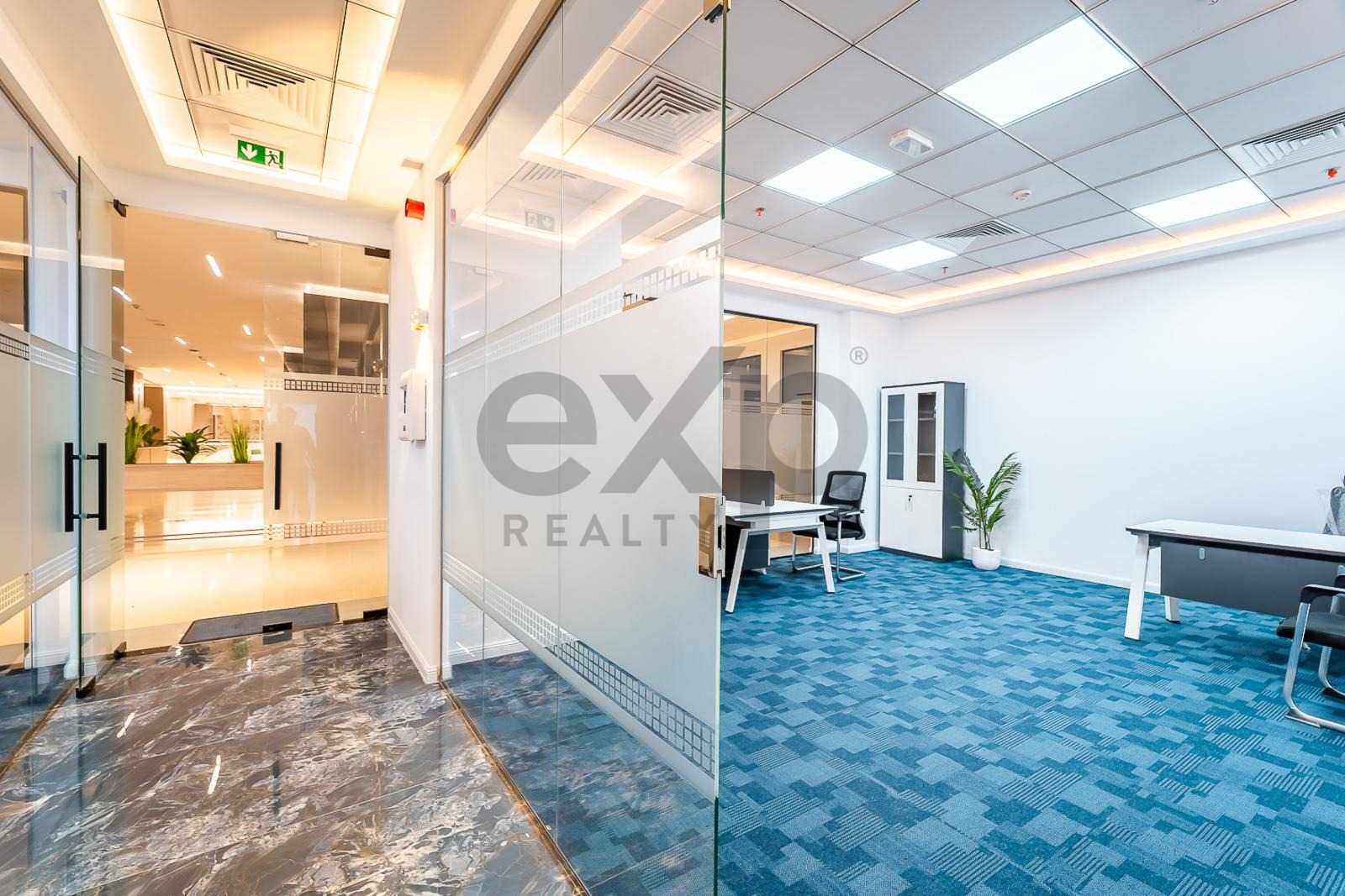 Office for rent in Dubai, Deira, Dubai, 10000 ft²