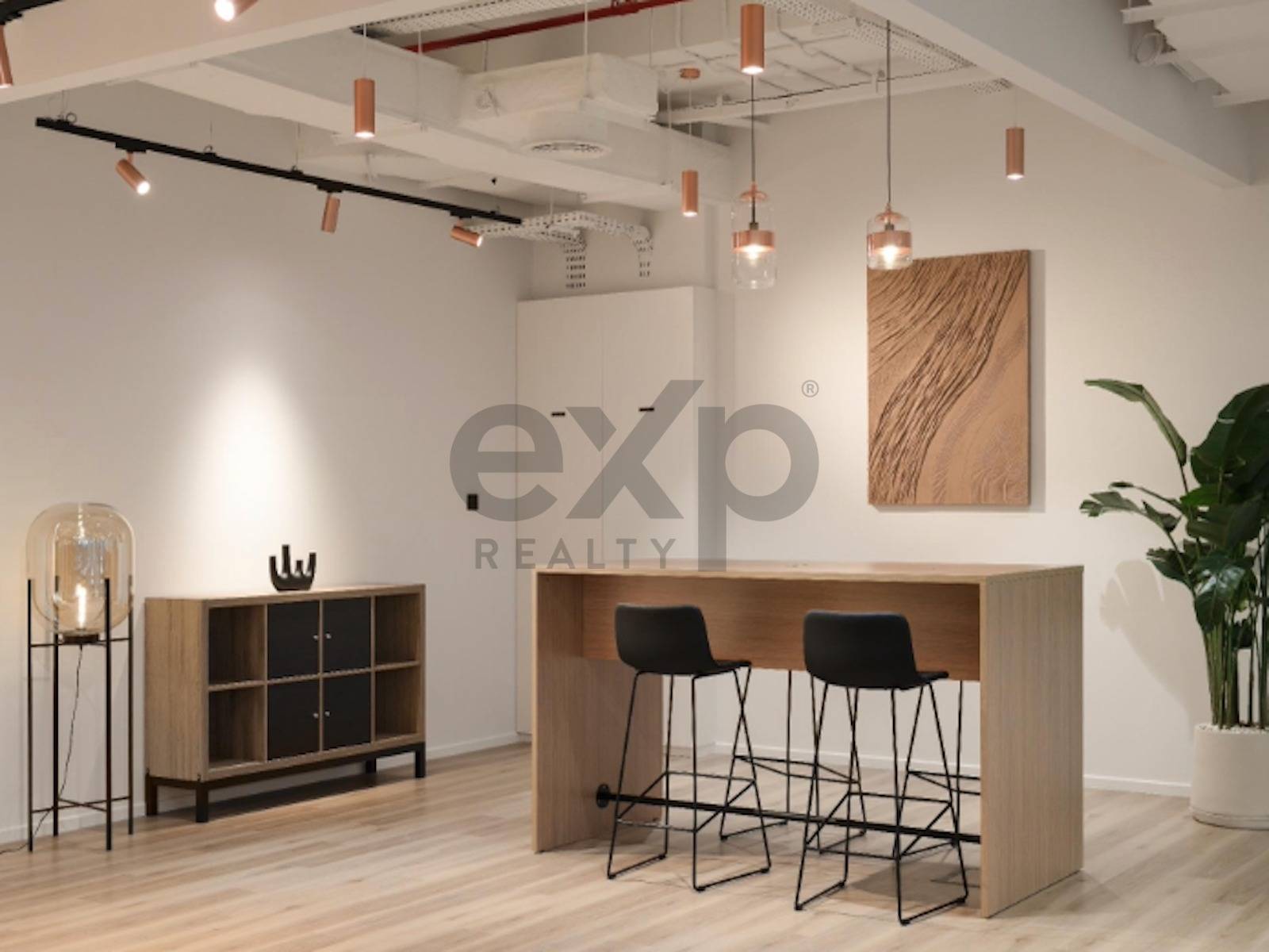 Office for rent in Dubai, Sheikh Zayed Road, Dubai, 2937 ft²