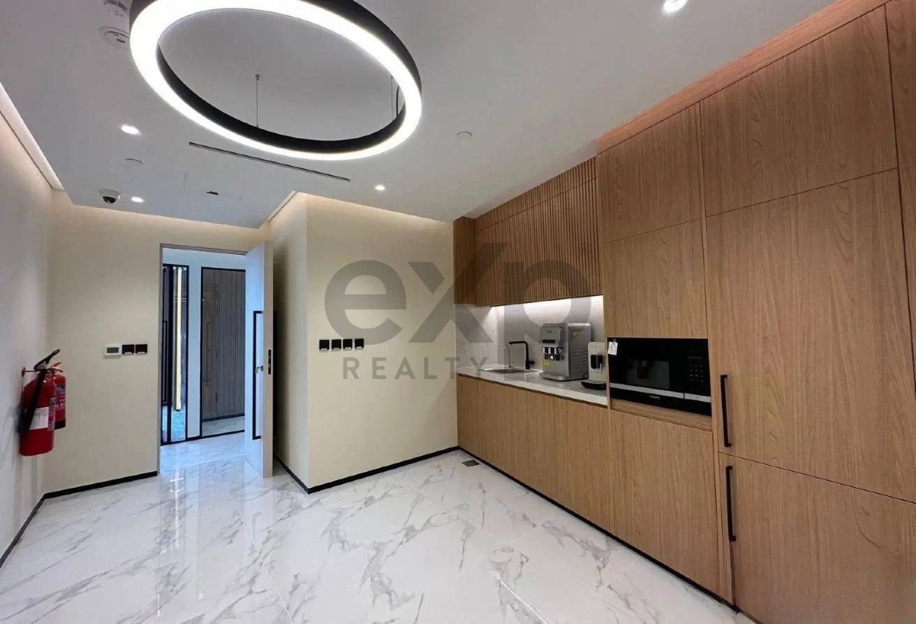 Furnished | Stunning View | Luxurious | Vacant
