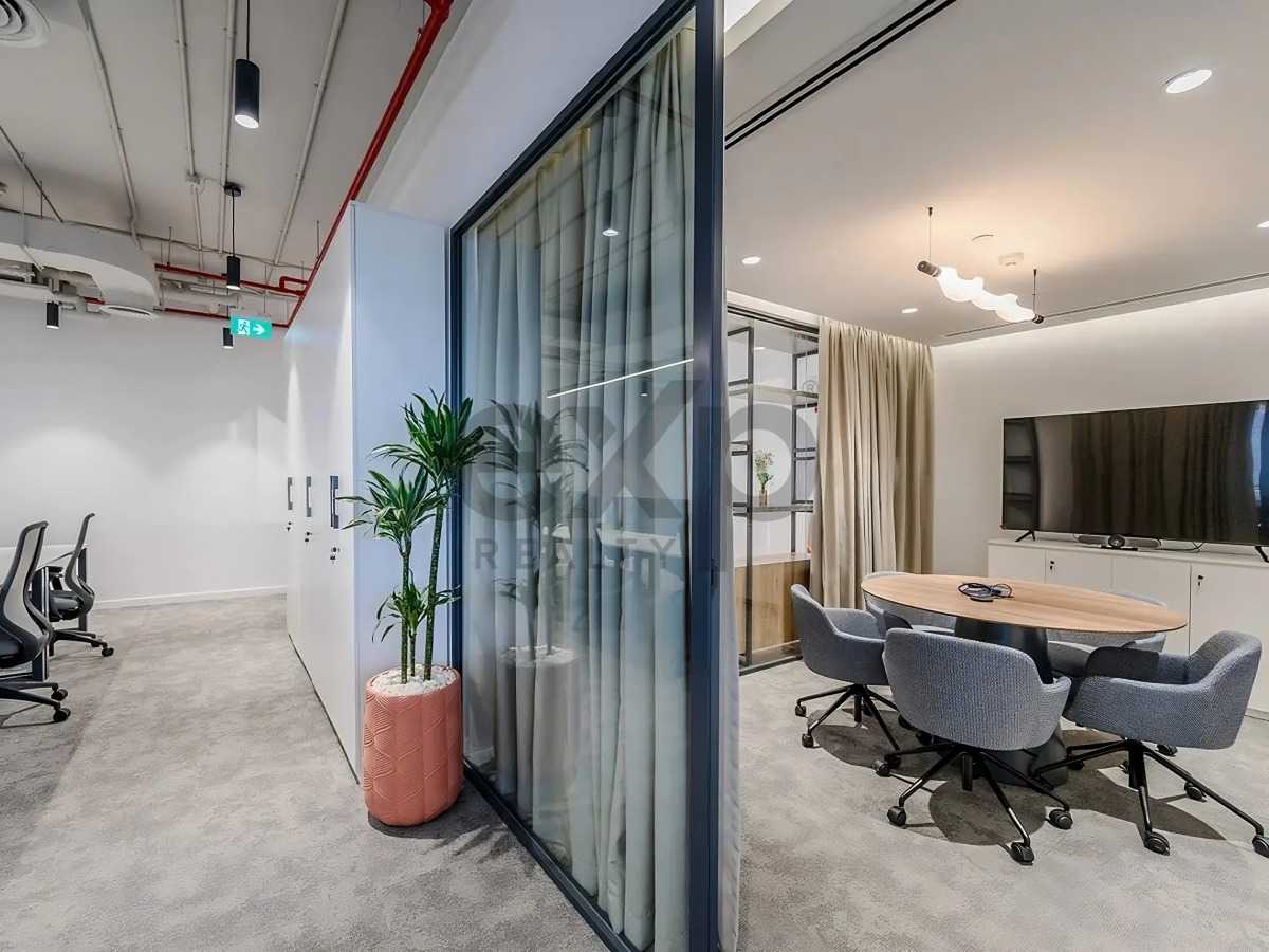 Office for rent in Dubai, Dubai Media City, Dubai, 2217 ft²