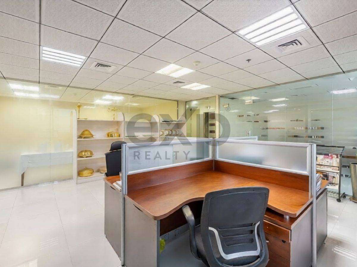 Office for rent in Dubai, Jumeirah Lake Towers (JLT), Dubai, 1202 ft²
