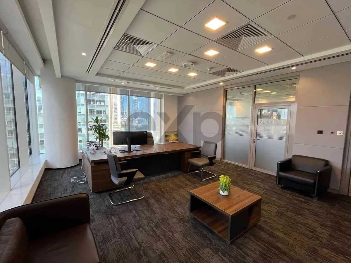 Office for rent in Dubai, Downtown Dubai, Dubai, 6905 ft²