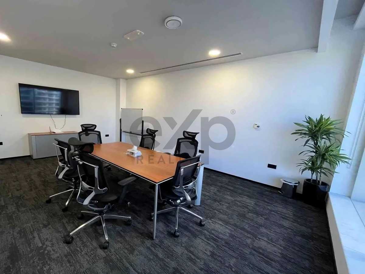 Office for rent in Dubai, Downtown Dubai, Dubai, 6905 ft²