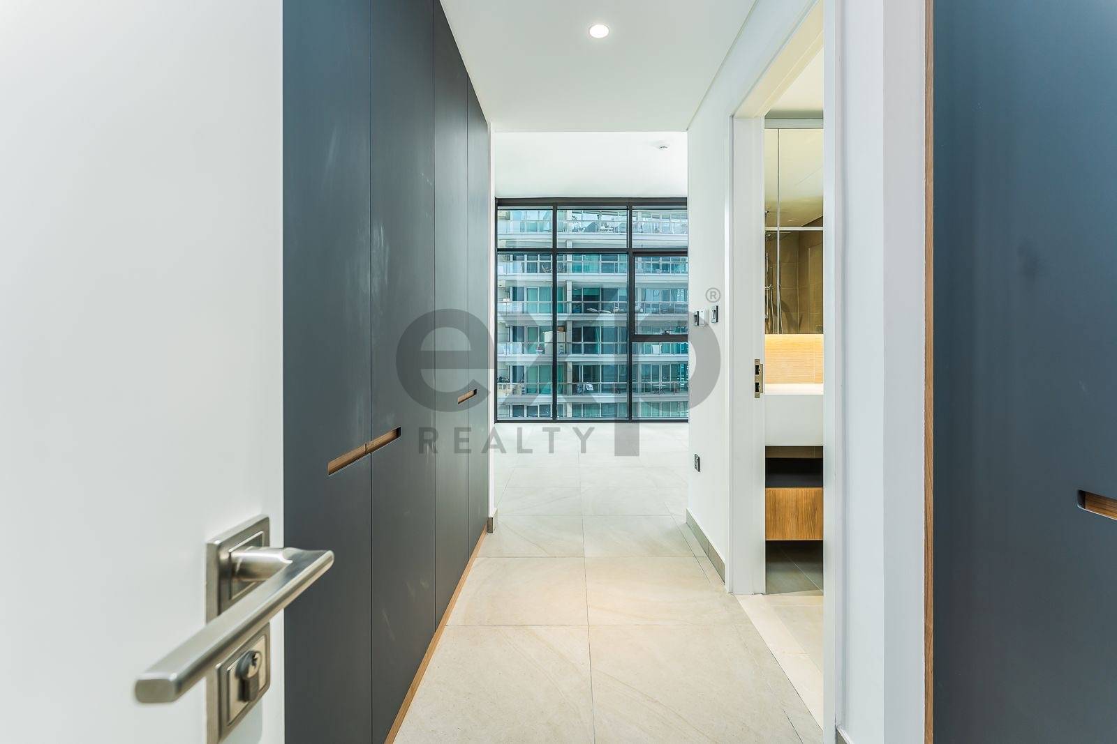 Apartment for rent in Dubai, Downtown Dubai, Dubai, 1707 ft²