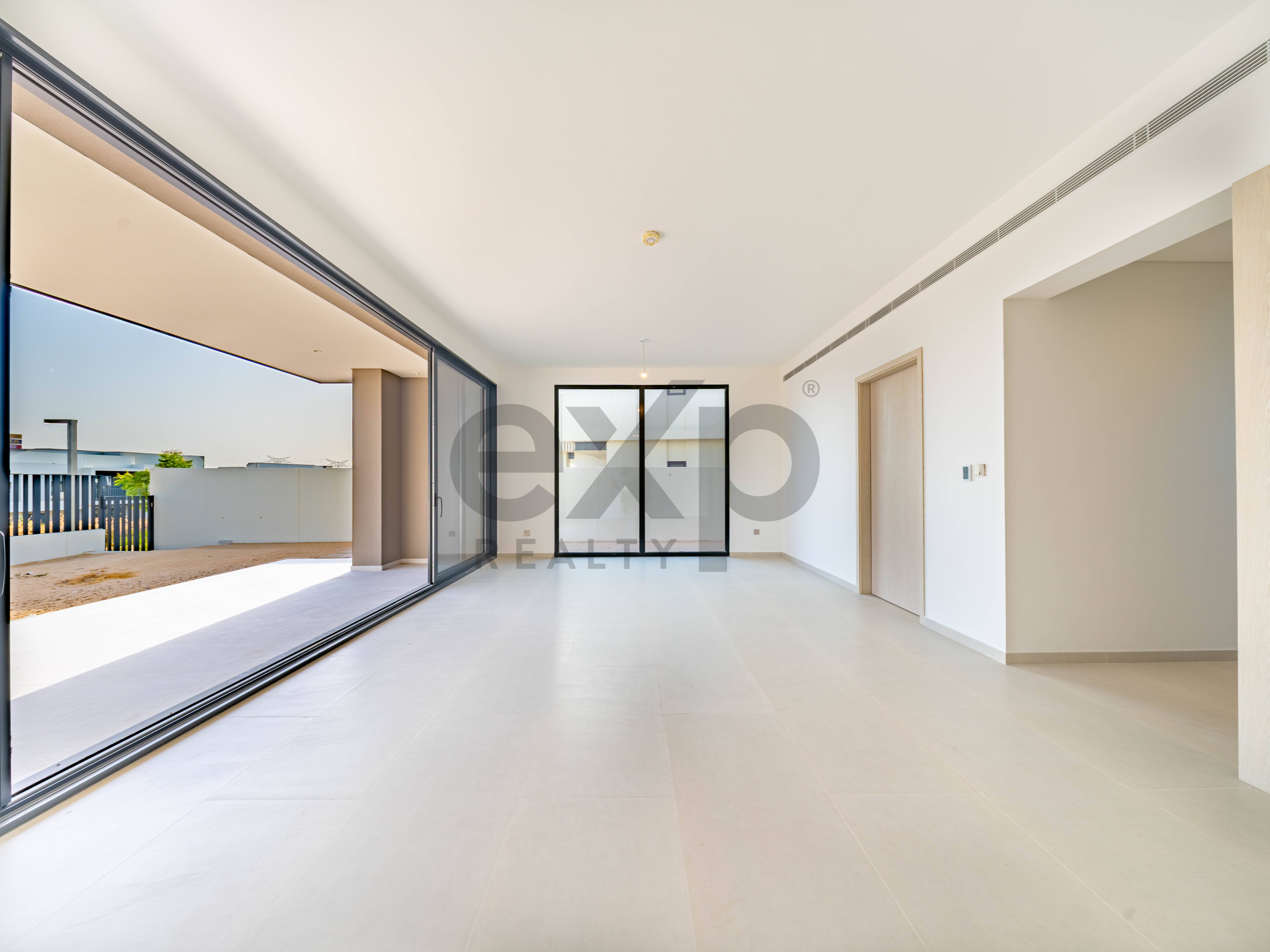 Large Plot | Single Row | Vastu
