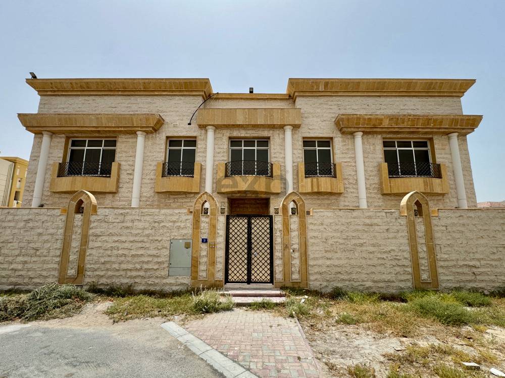 Corner Plot | Huge Layout | Pool | Vacant
