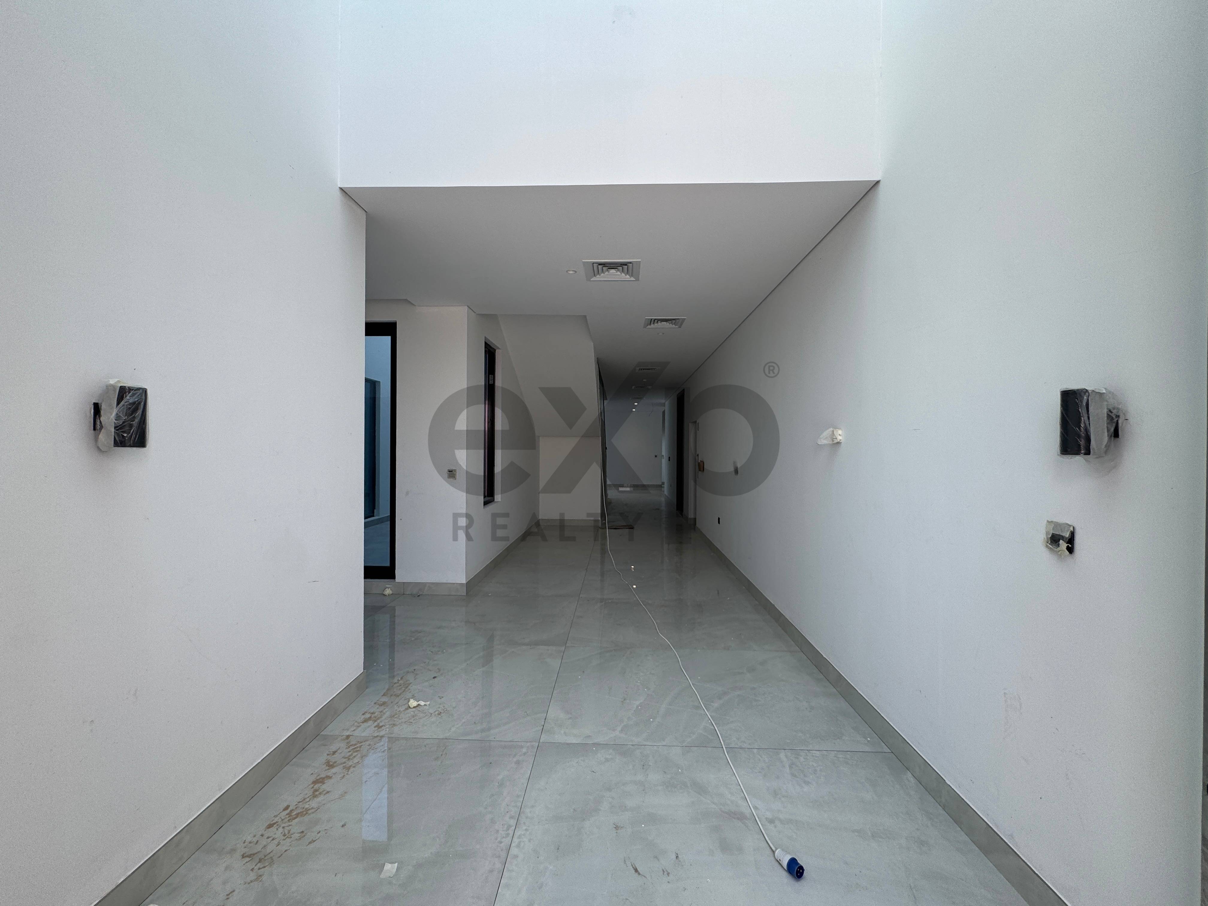 Villa for rent in Dubai, Jebel Ali, Dubai, 12125 ft²