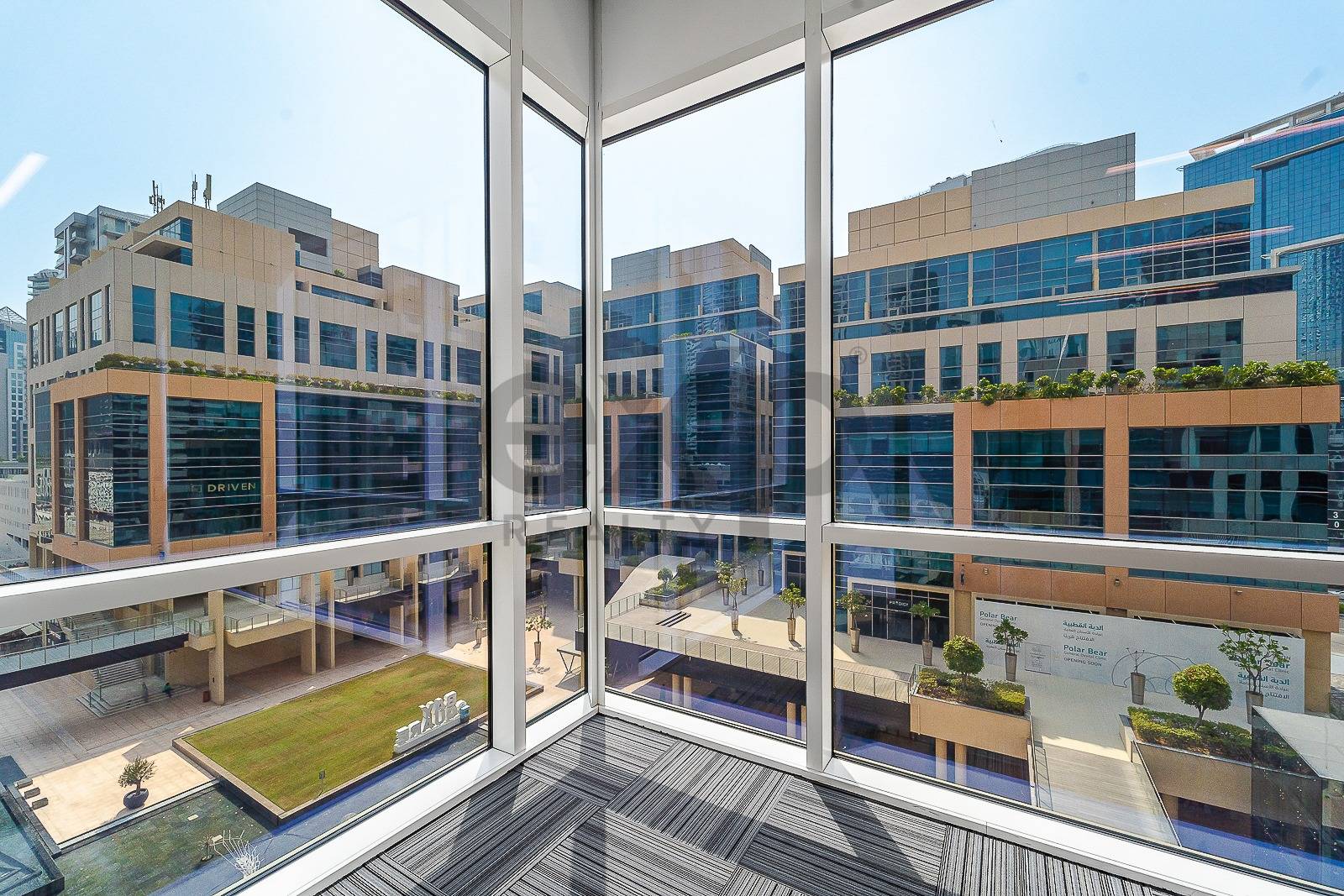 Office for rent in Dubai, Business Bay, Dubai, 2455 ft²