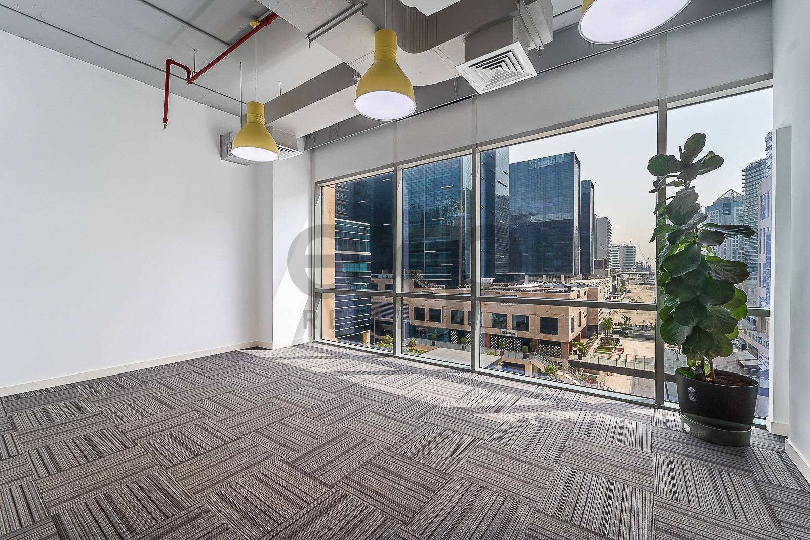 Office for rent in Dubai, Business Bay, Dubai, 2455 ft²