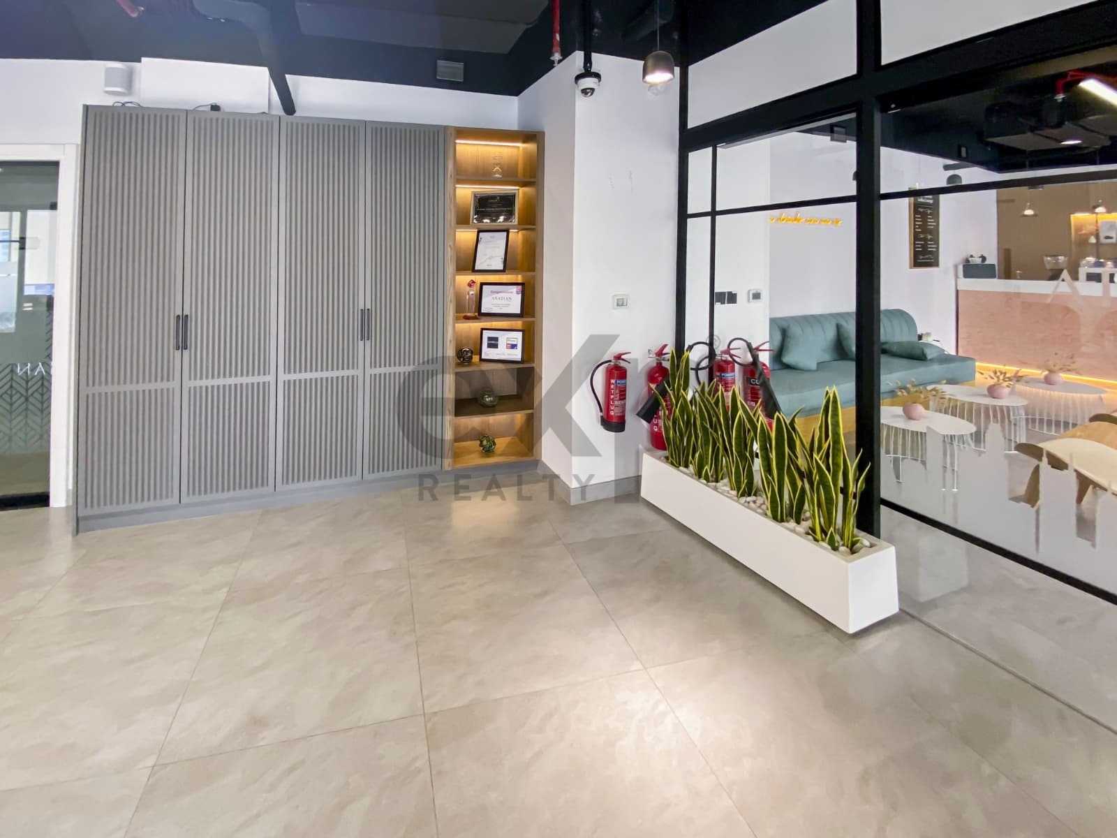 Commercial Floor for rent in Dubai, Barsha Heights (Tecom), Dubai, 4408 ft²