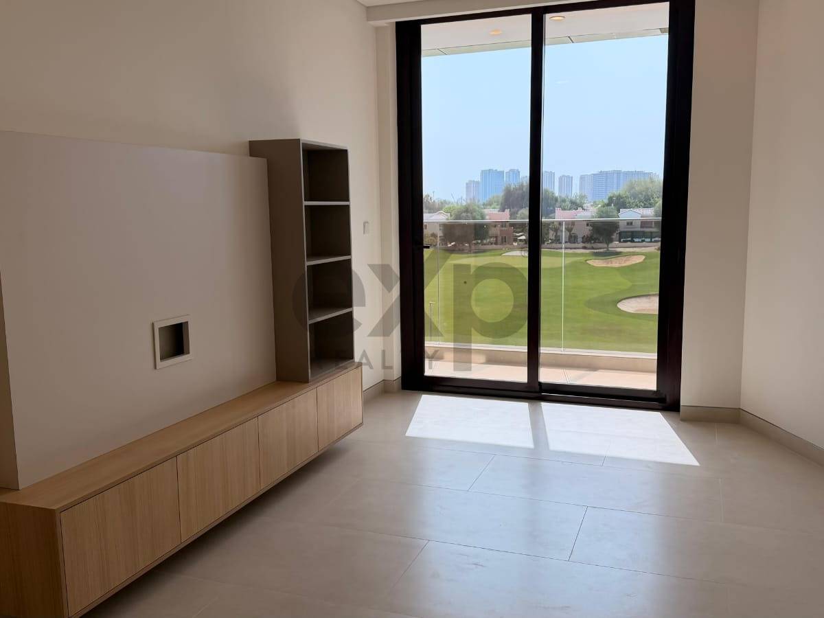 Apartment for rent in Dubai, Dubai Sports City, Dubai, 626 ft²