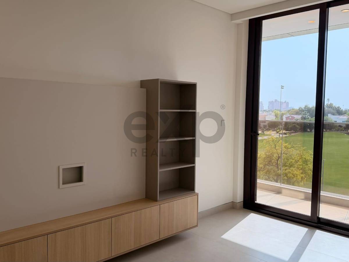 Apartment for rent in Dubai, Dubai Sports City, Dubai, 626 ft²