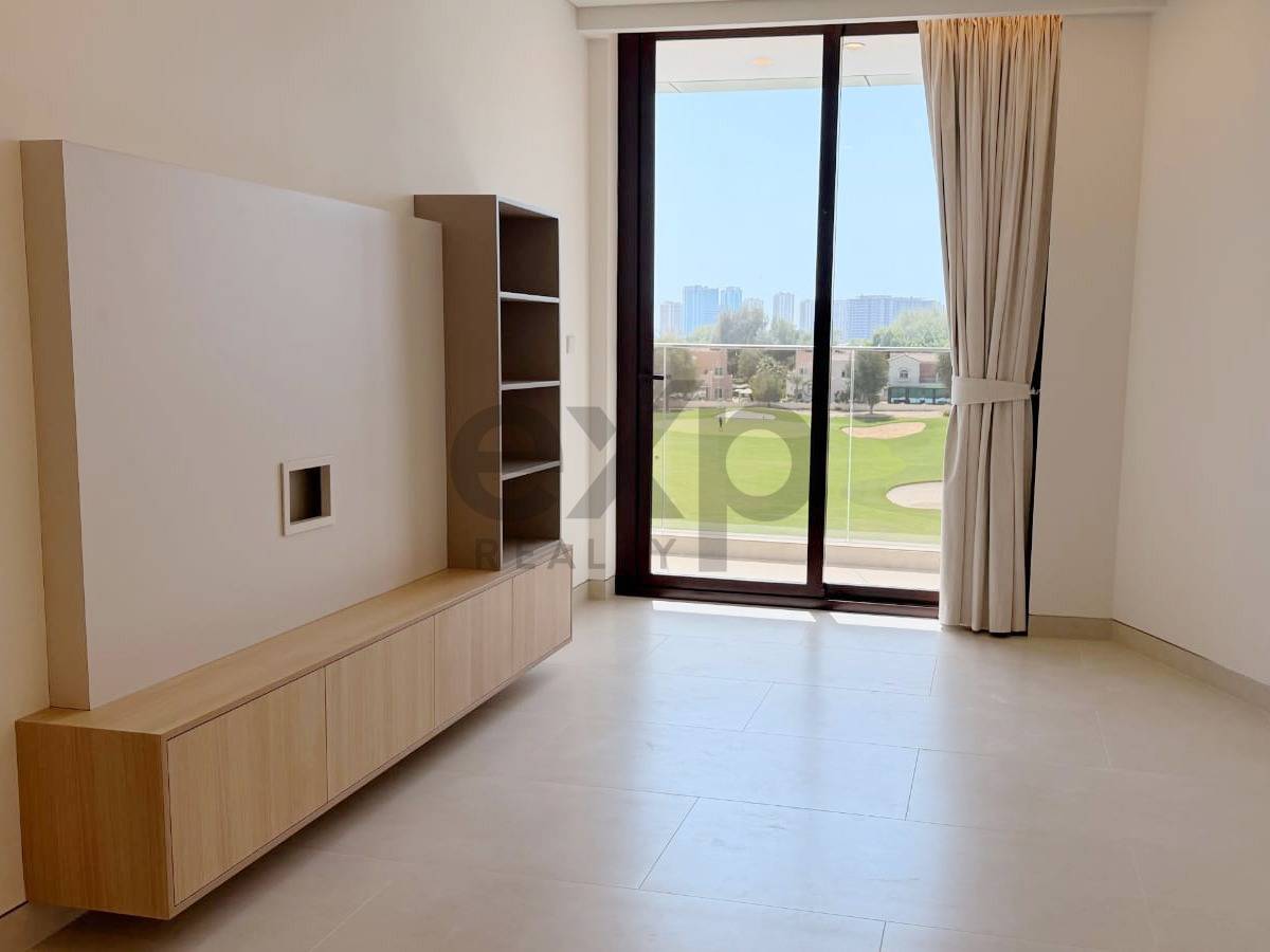 Apartment for rent in Dubai, Dubai Sports City, Dubai, 626 ft²