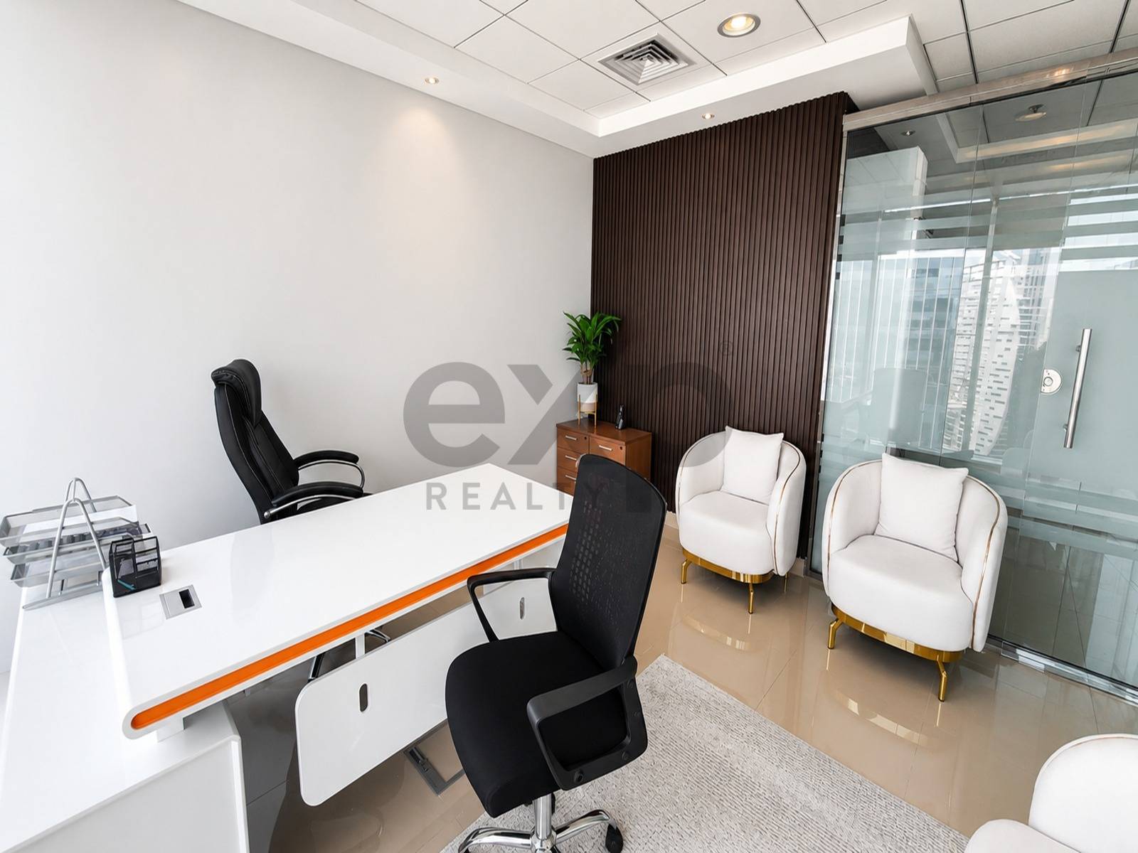 Office for rent in Dubai, Business Bay, Dubai, 660 ft²
