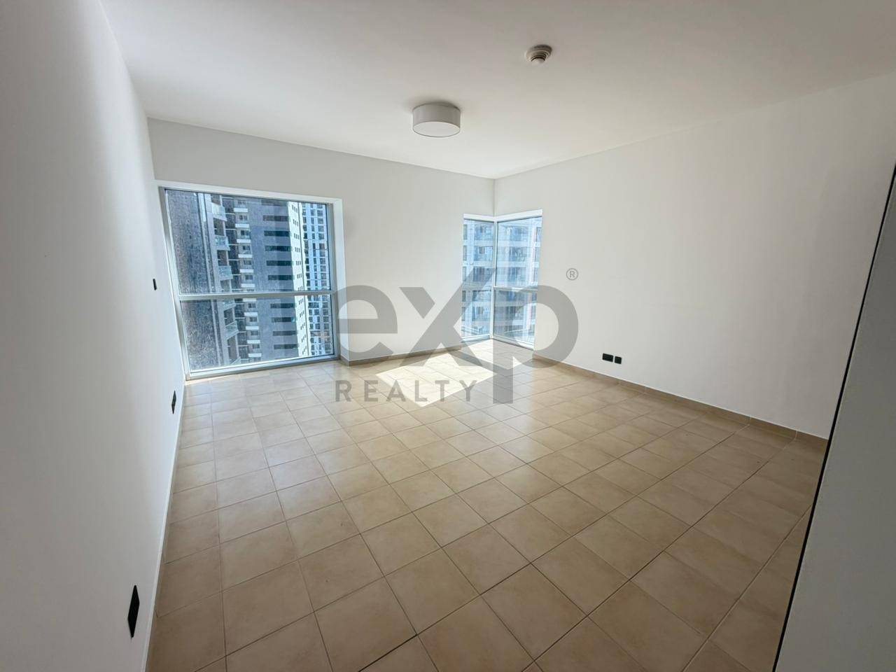 Apartment for rent in Dubai, Dubai Marina, Dubai, 1499 ft²