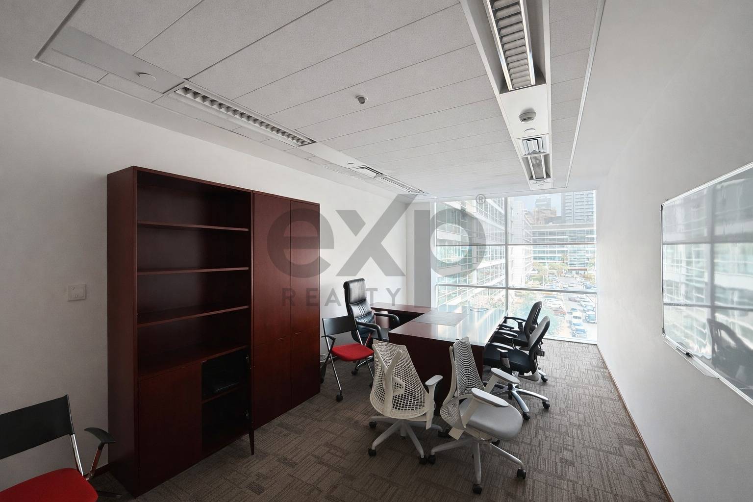 Office for rent in Dubai, Sheikh Zayed Road, Dubai, 6000 ft²