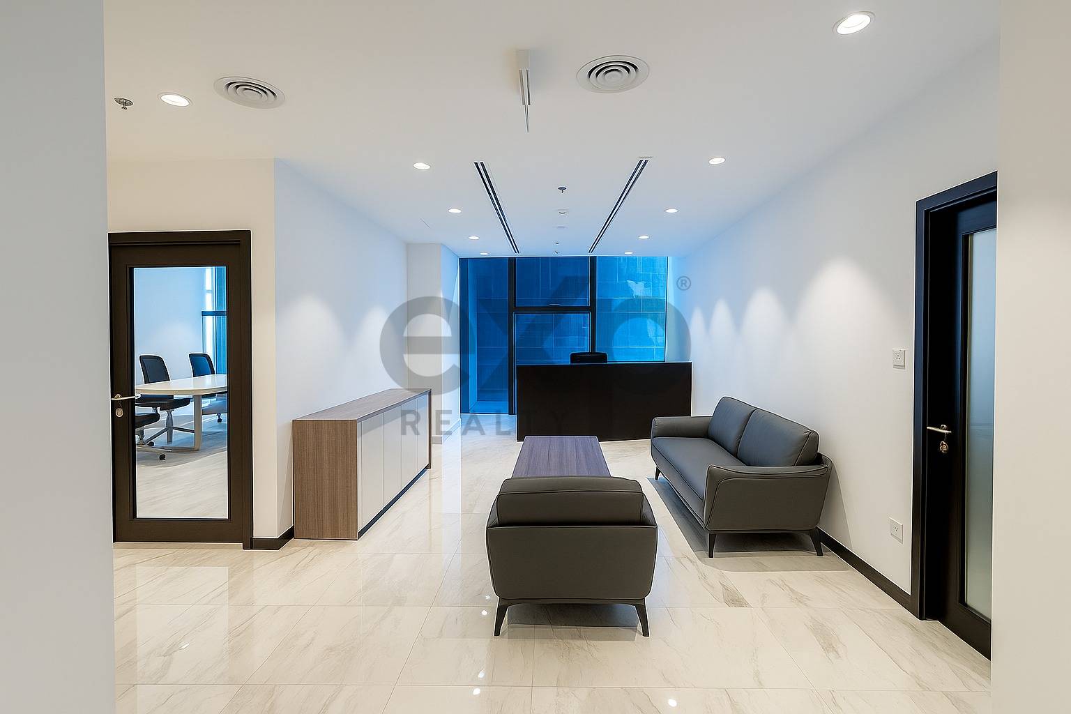 Office for rent in Dubai, Business Bay, Dubai, 2669 ft²