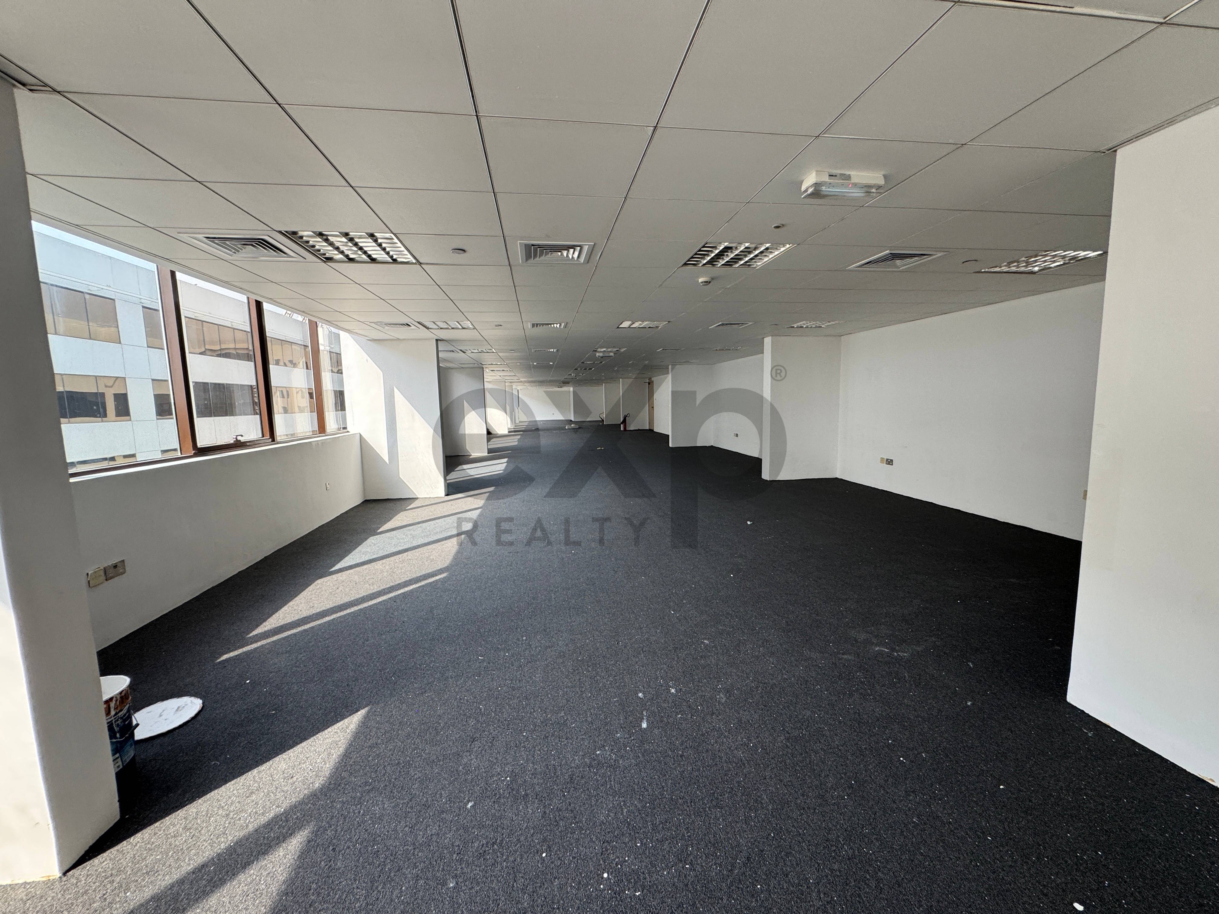 Vacant Now I Half Floor I Fitted Office