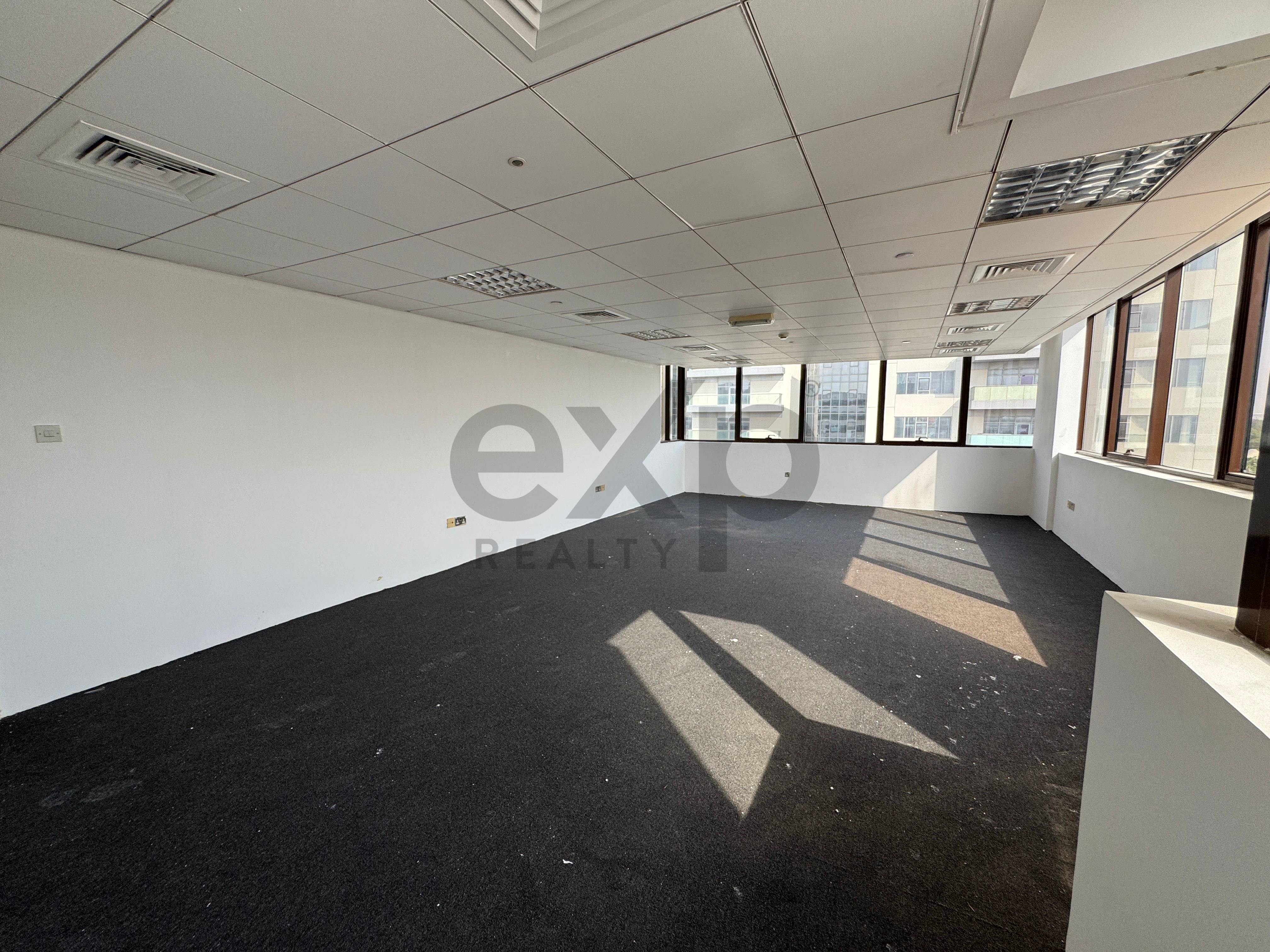 Commercial Floor for rent in Dubai, Dubai Investment Park (DIP), Dubai, 14568 ft²