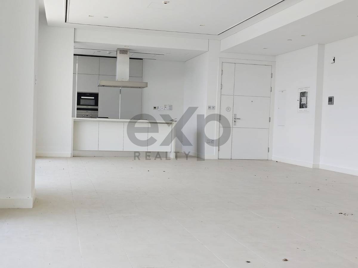 Rare 2-Bedroom Residence | Green Views | Vacant