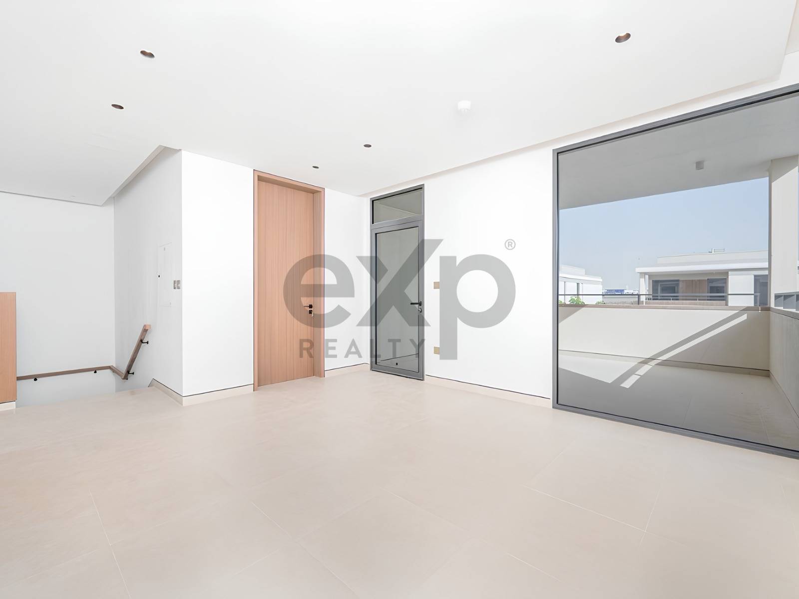 Villa for rent in Dubai, Tilal Al Ghaf, Dubai, 4359 ft²