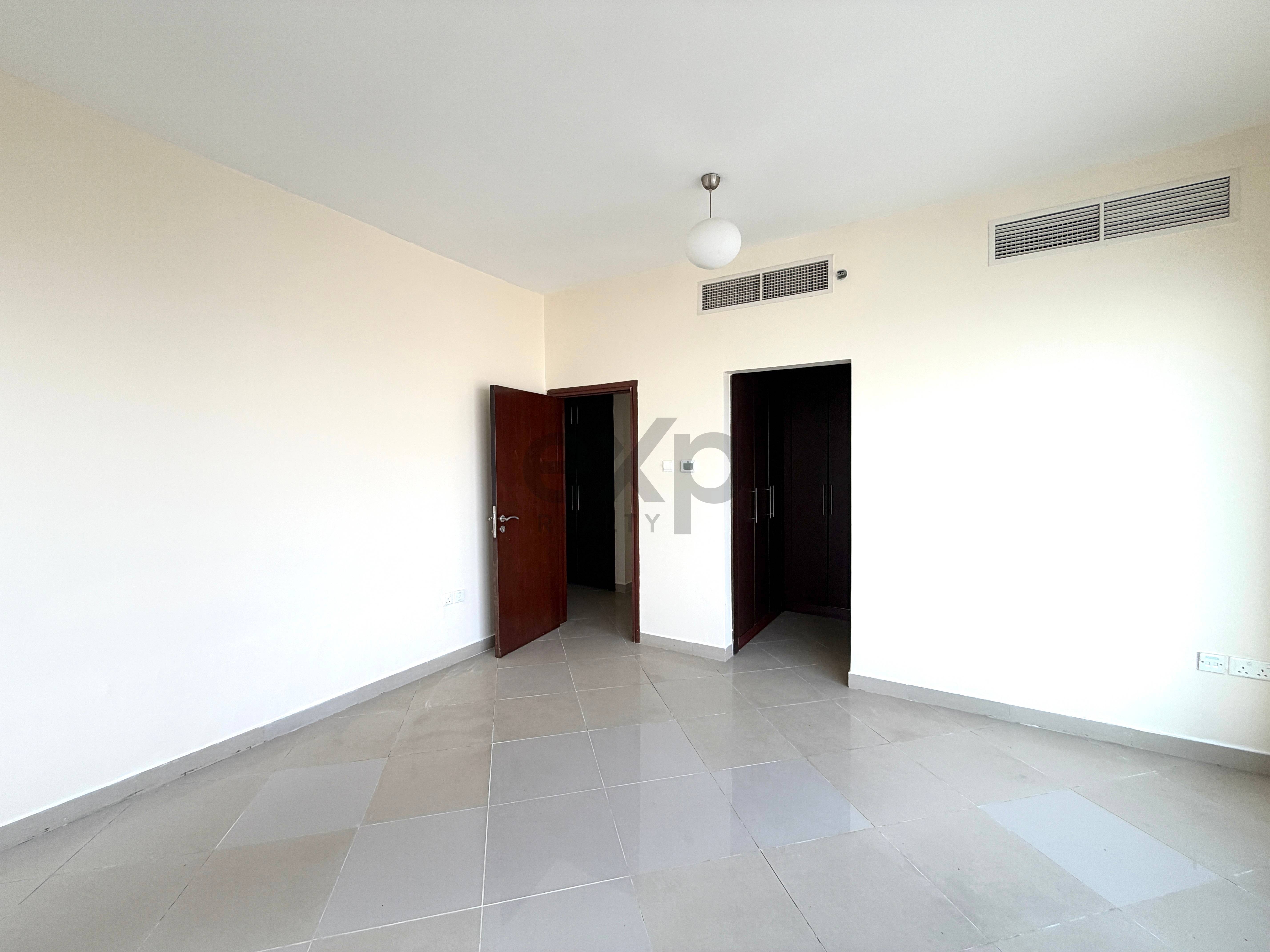 Vacant | Unfurnished | Great View