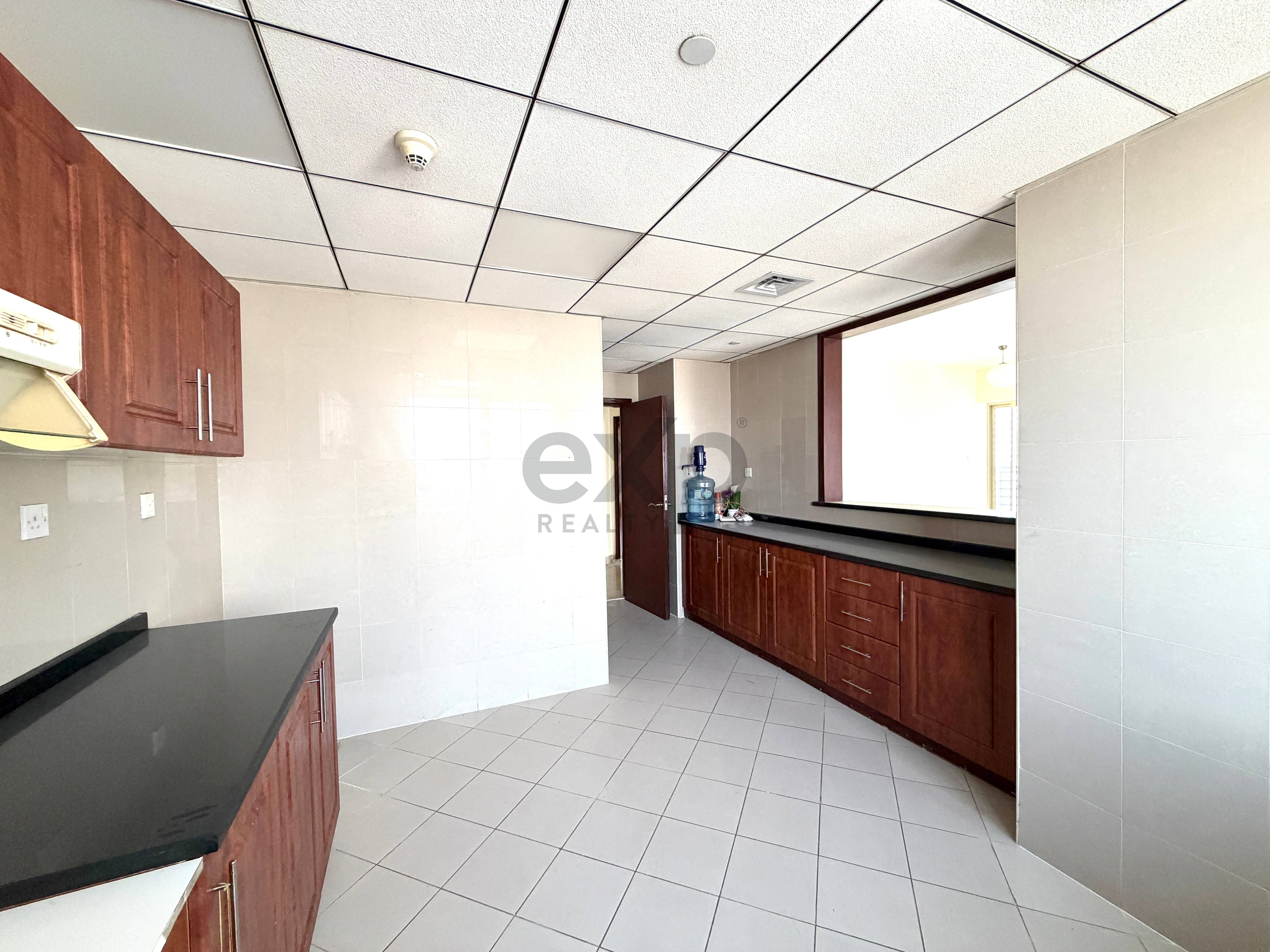 Vacant | Balcony | Unfurnished