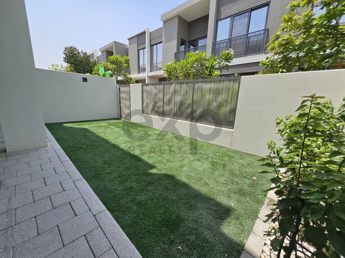 Equipped Kitchen | Shool walking distance I Bright