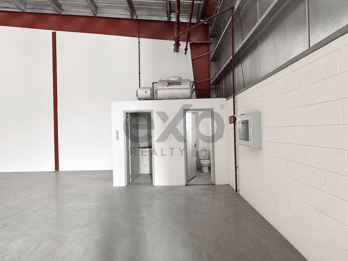 Prime Warehouse for Lease | DIP 2
