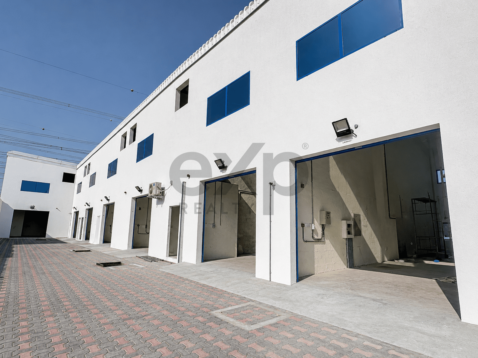 Warehouse for rent in Dubai, Al Qusais, Dubai, 4200 ft²