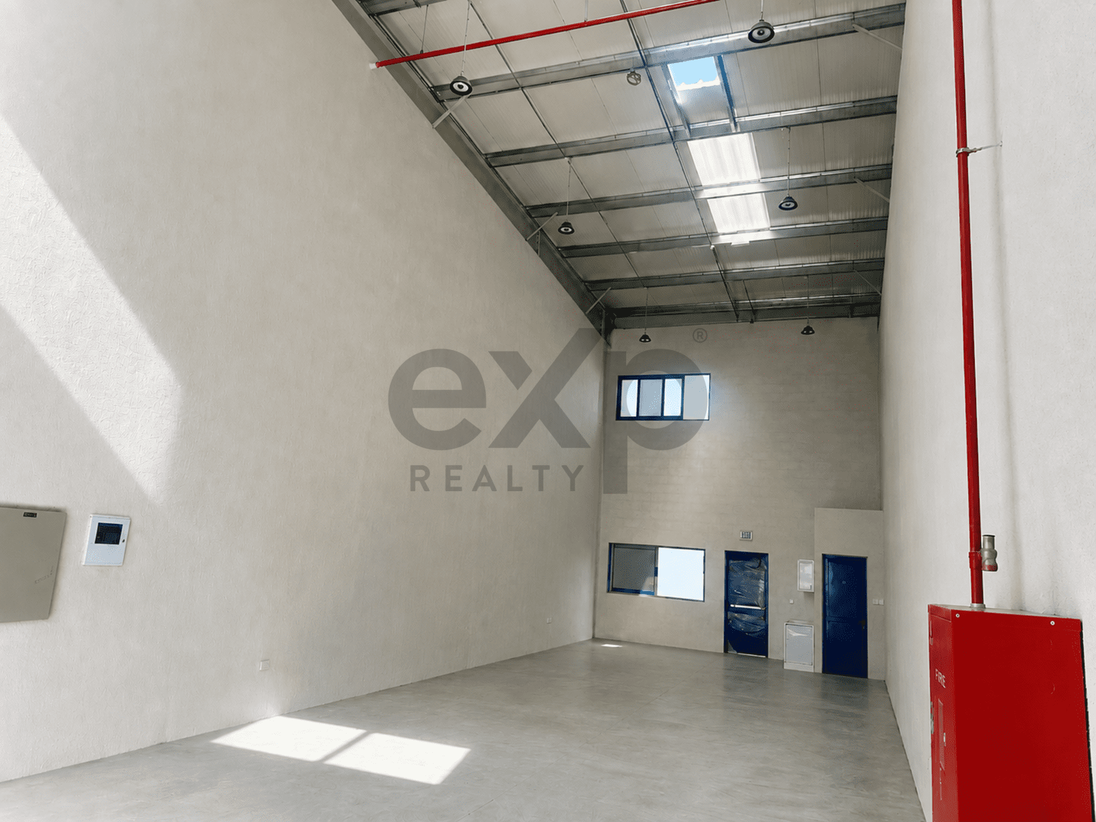 Warehouse for rent in Dubai, Al Qusais, Dubai, 4200 ft²