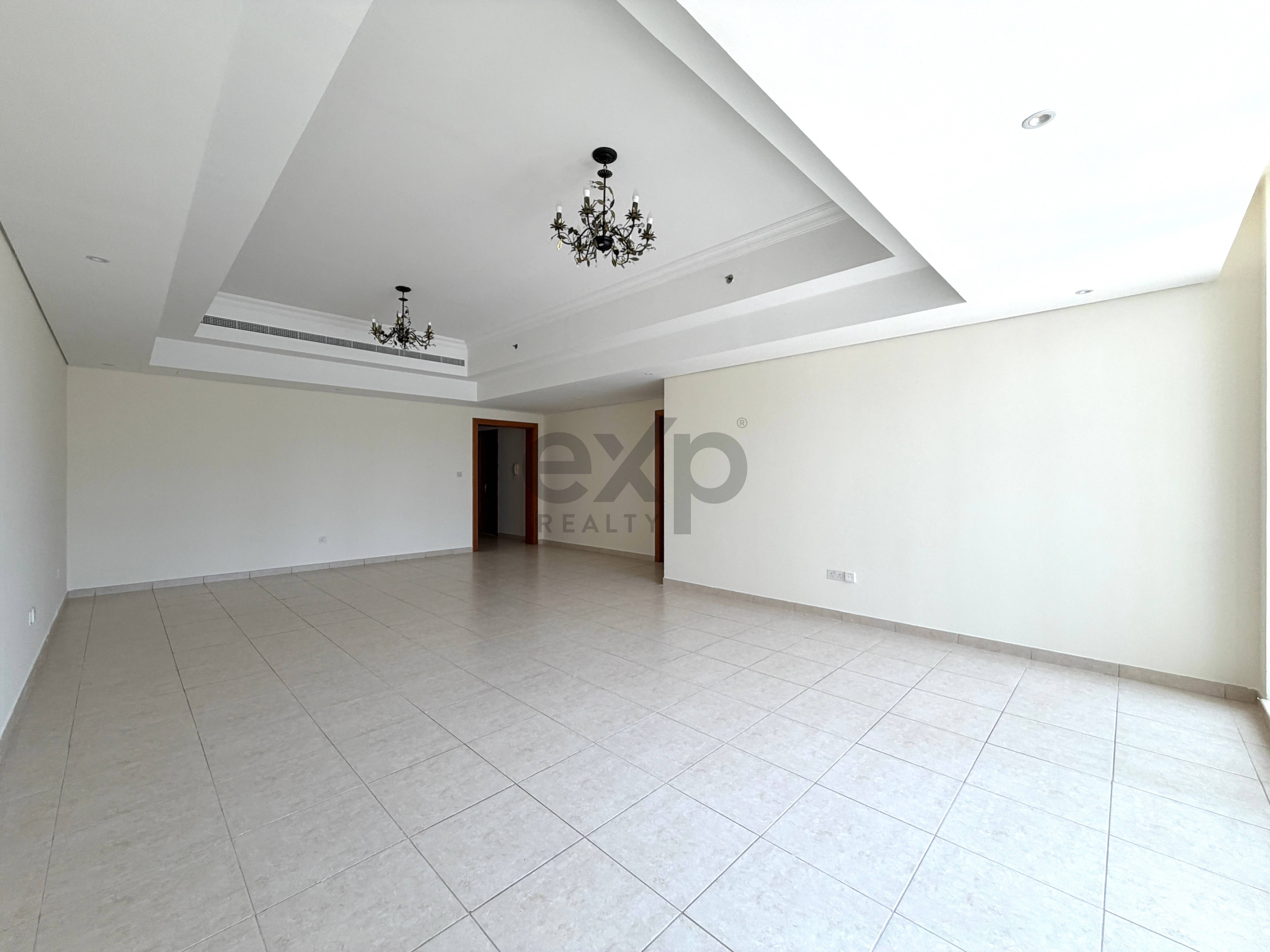 Vacant | 2 + Maid | Lake View