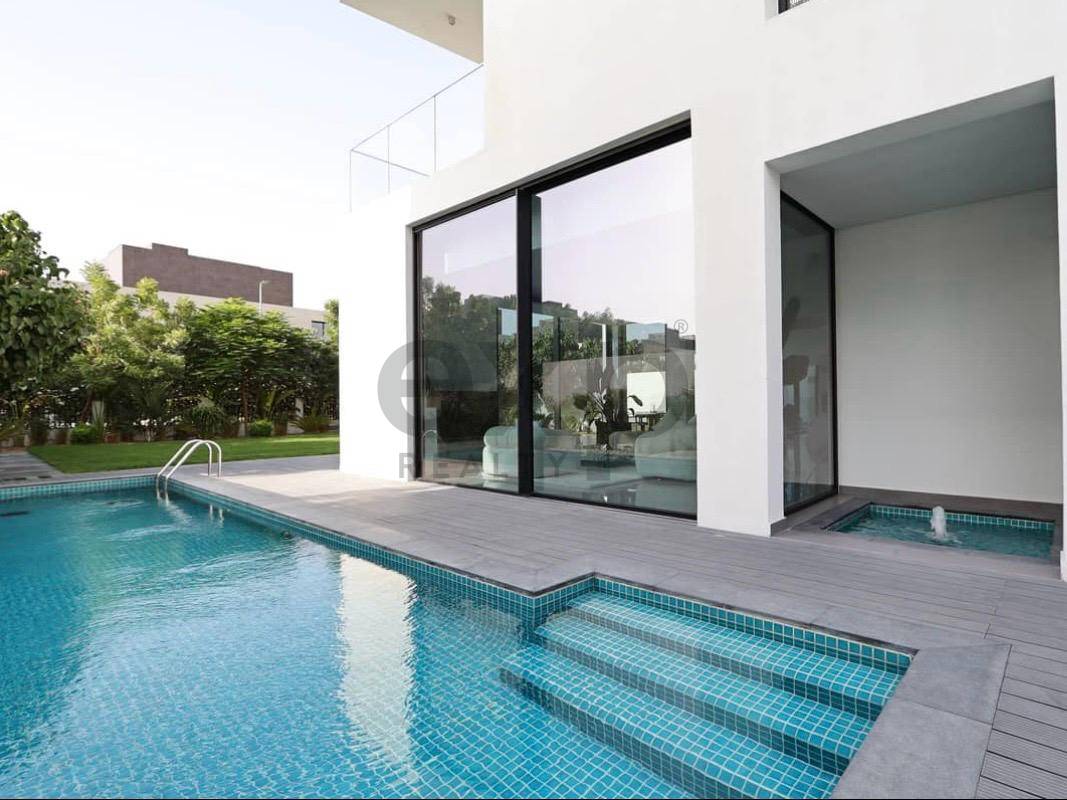 Large PLot  |  Luxury Villa |  Rare