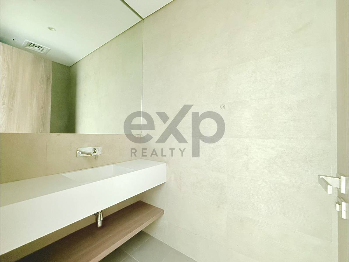 Apartment for rent in Dubai, Business Bay, Dubai, 855 ft²