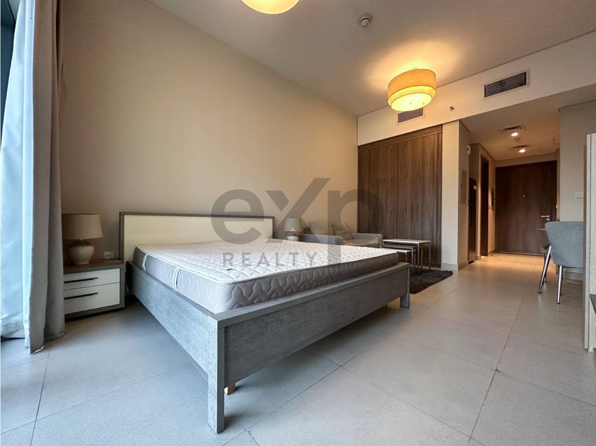 Apartment for rent in Dubai, Business Bay, Dubai, 509 ft²