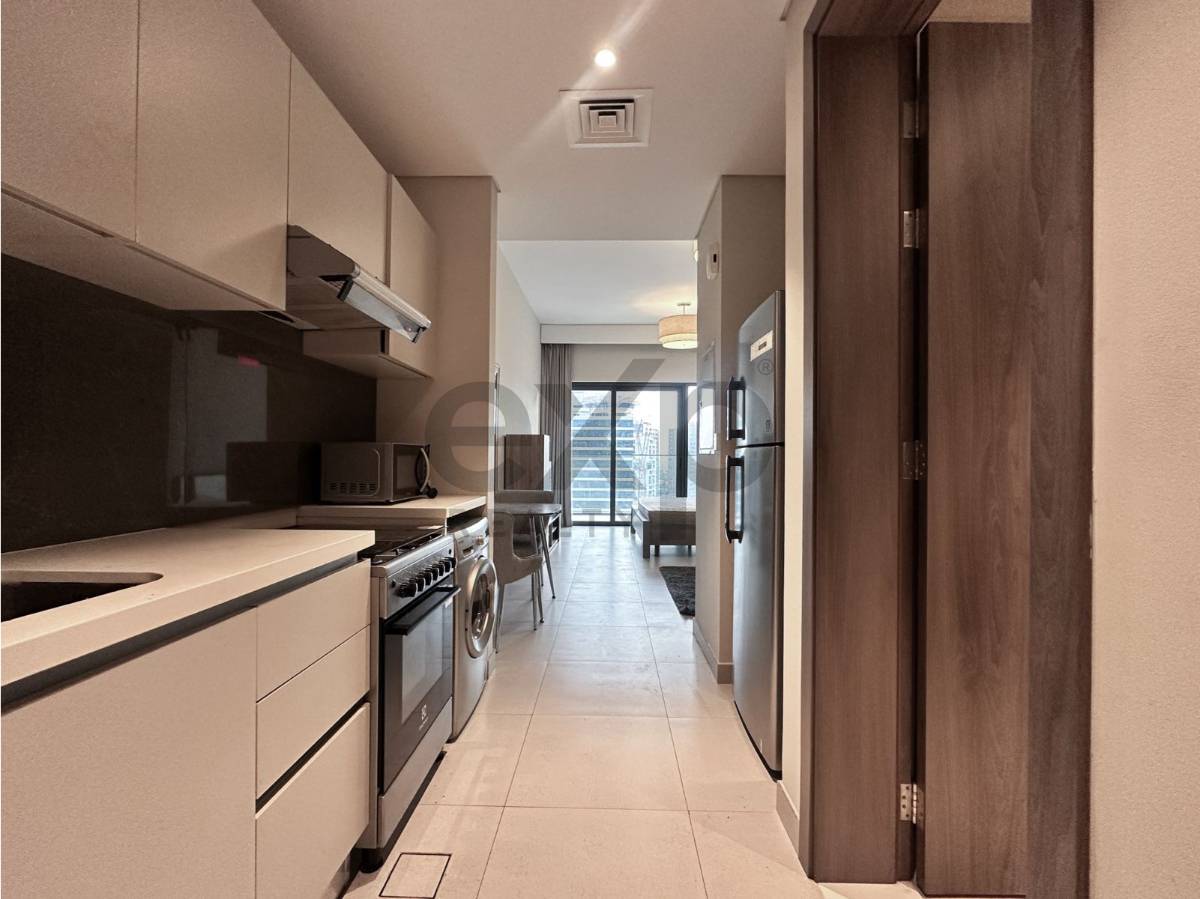Apartment for rent in Dubai, Business Bay, Dubai, 509 ft²