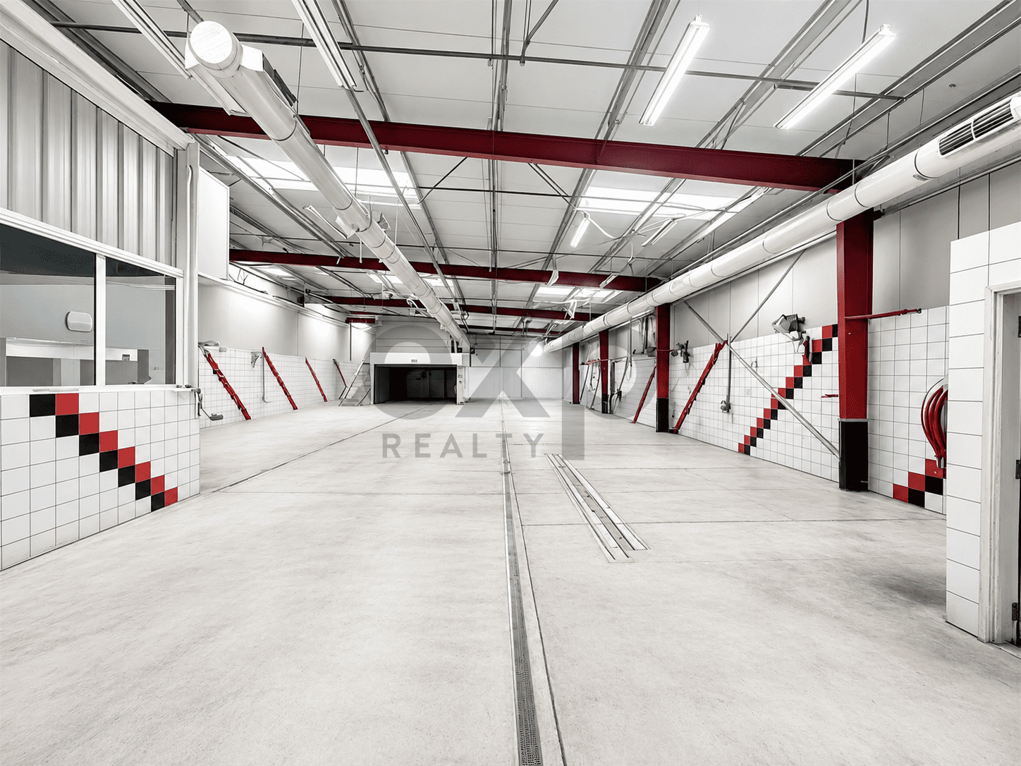 Spacious Warehouse | Al Quoz | Prime Location