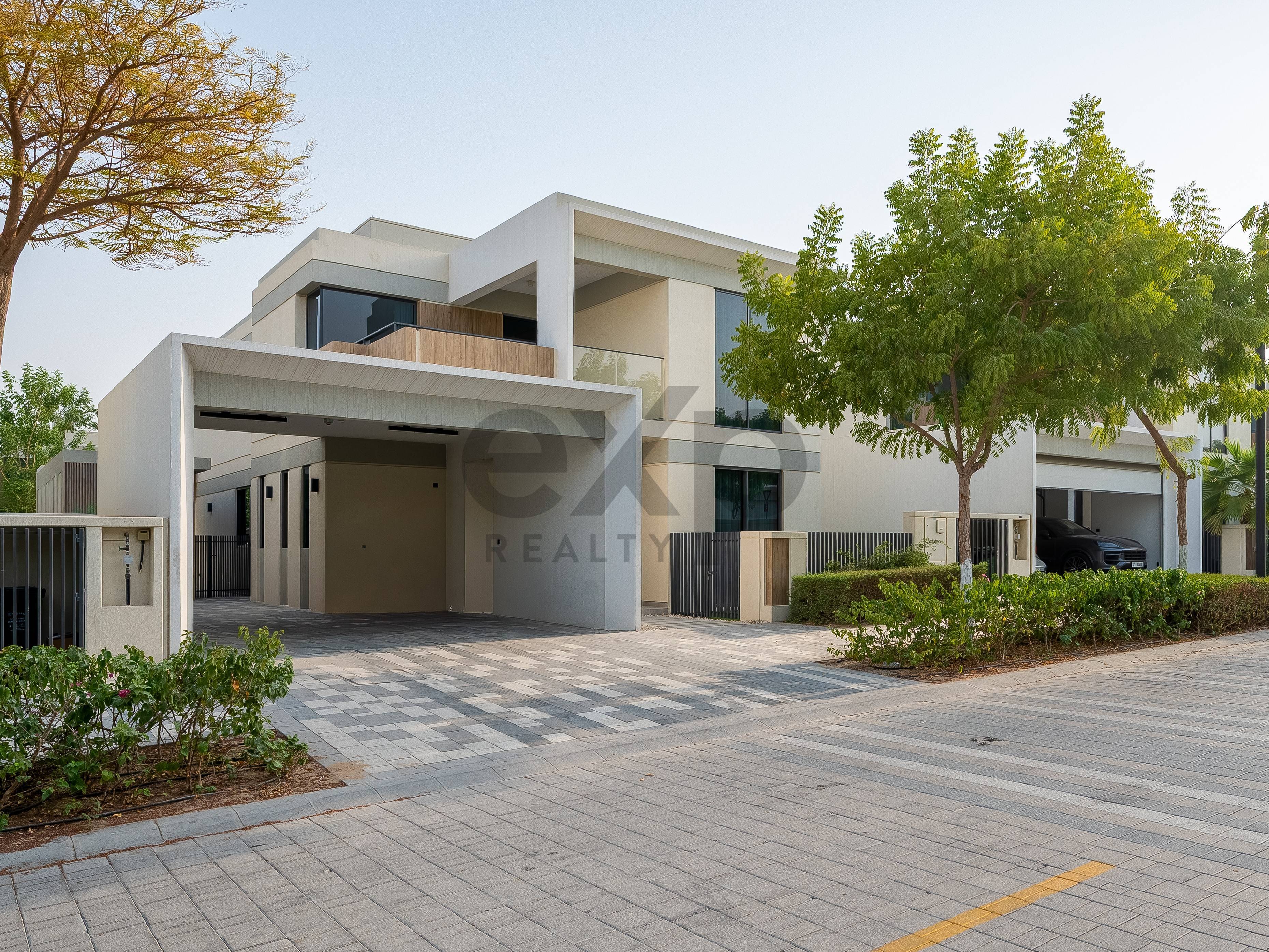 Villa for rent in Dubai, Tilal Al Ghaf, Dubai, 4997 ft²