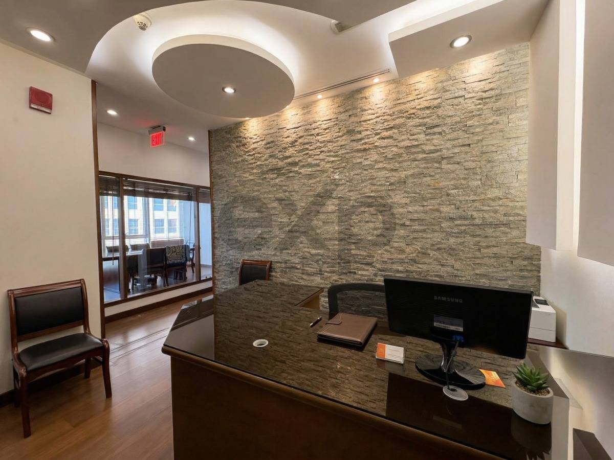 Office for rent in Dubai, Business Bay, Dubai, 934 ft²