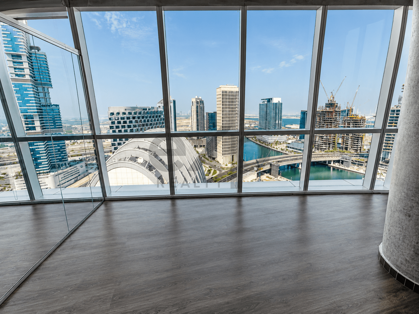 Office for rent in Dubai, Business Bay, Dubai, 575 ft²