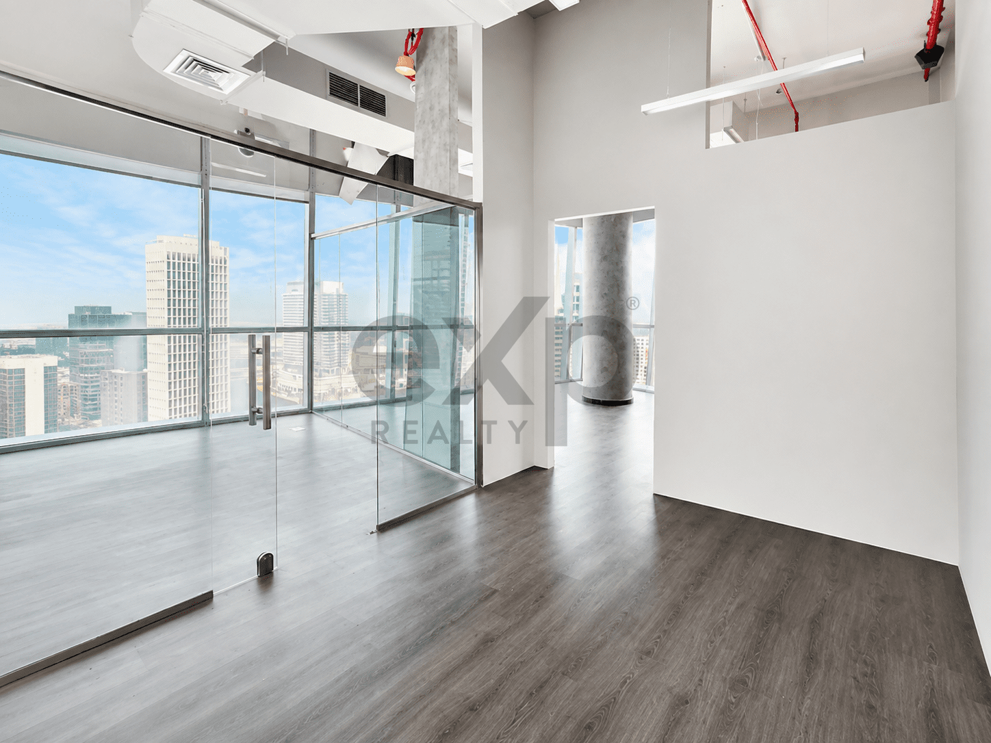 Office for rent in Dubai, Business Bay, Dubai, 575 ft²