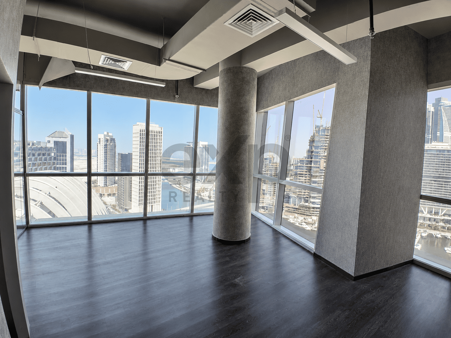 Office for rent in Dubai, Business Bay, Dubai, 575 ft²